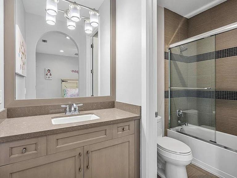 Oaks At Boca Raton - Residential Lease