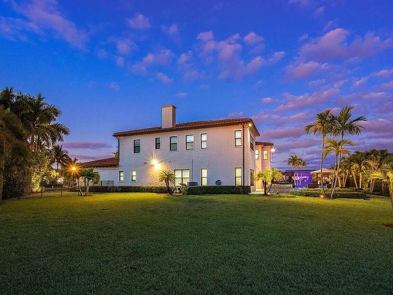 Oaks At Boca Raton - Residential Lease