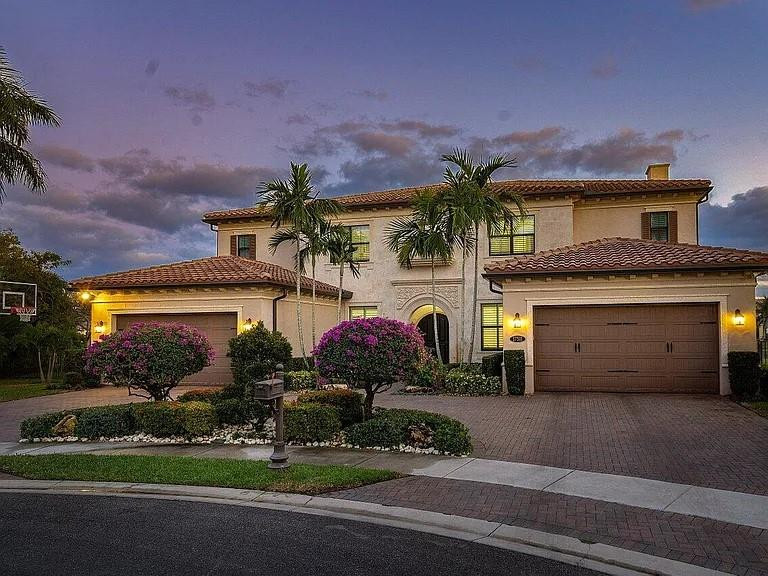 Oaks At Boca Raton - Residential Lease