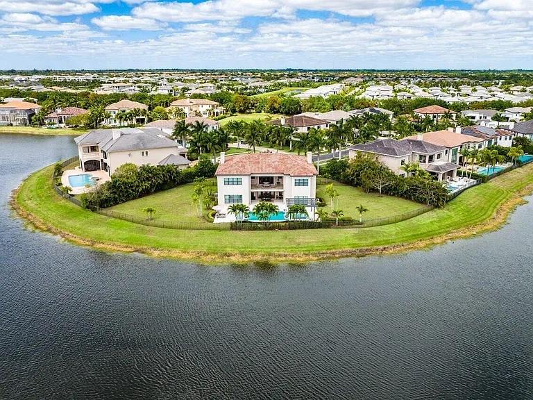 Oaks At Boca Raton - Residential Lease