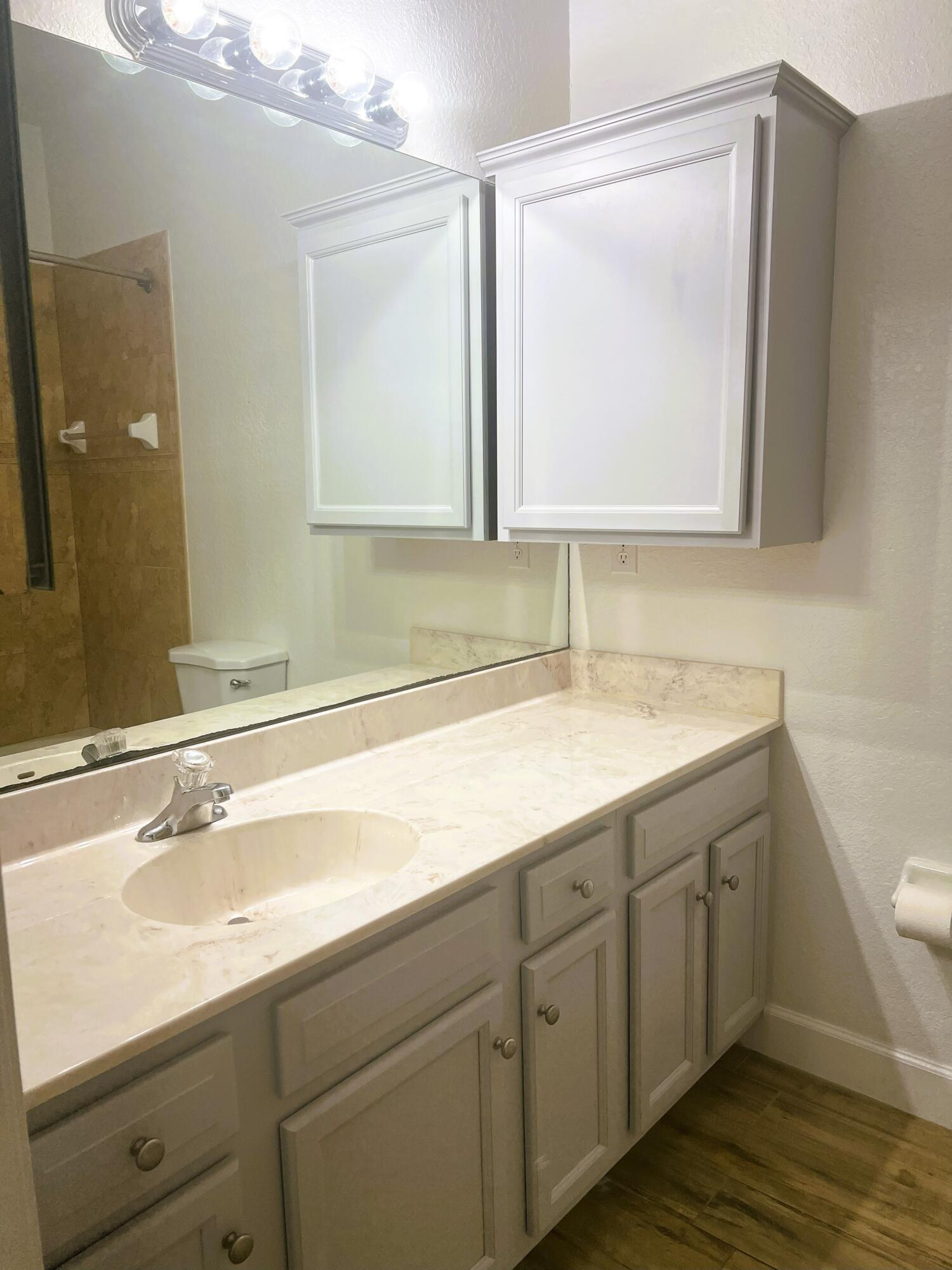 GATOR TRACE - Residential Lease