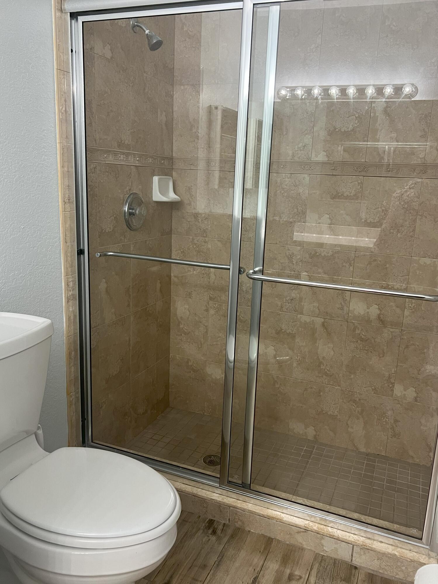 GATOR TRACE - Residential Lease