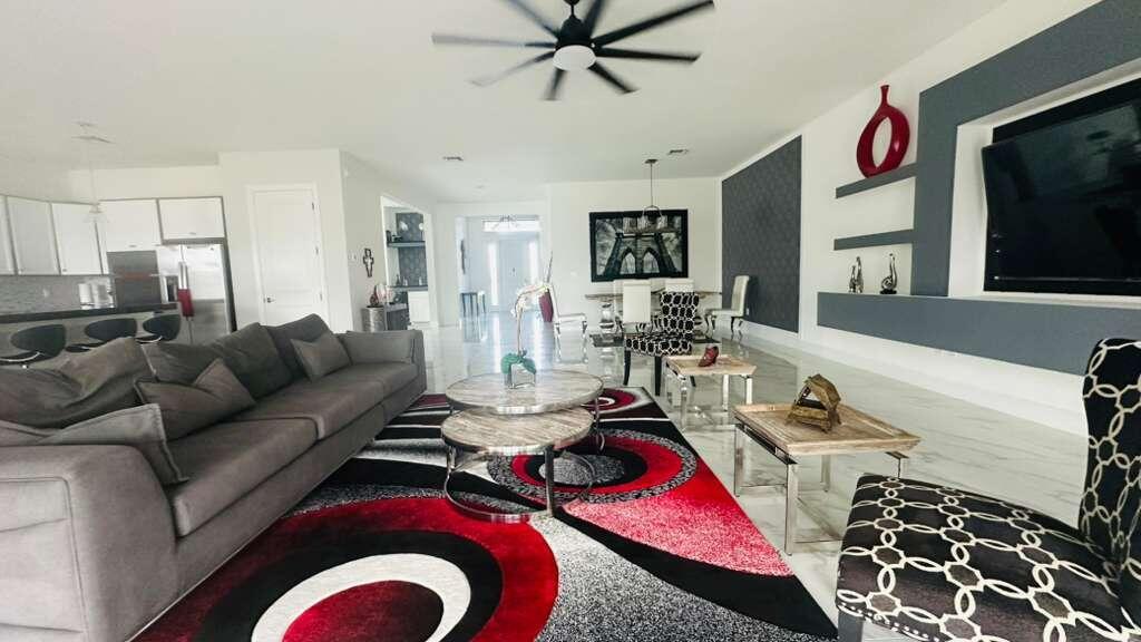 CRESSWIND PALM BEACH - Residential
