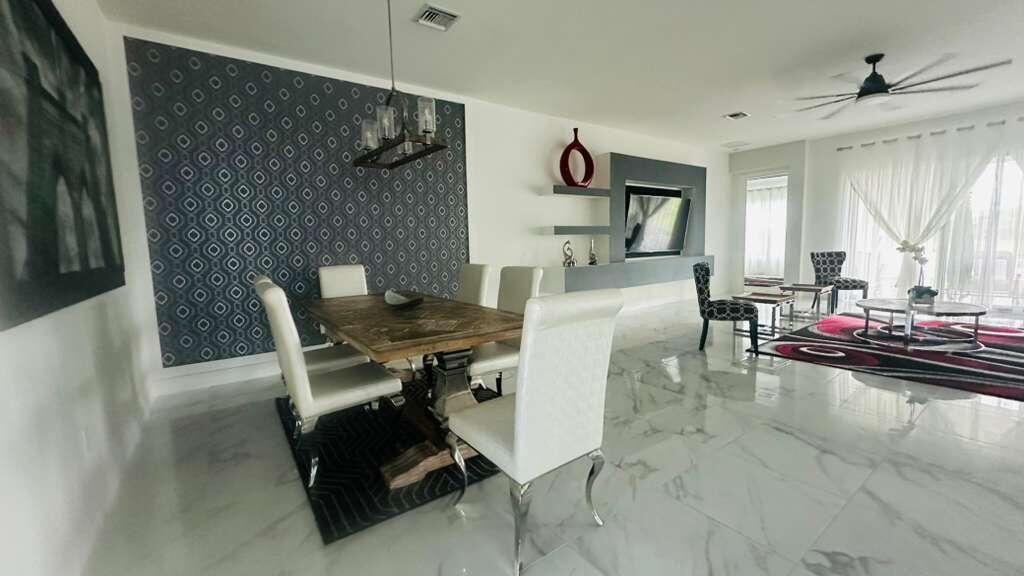 CRESSWIND PALM BEACH - Residential