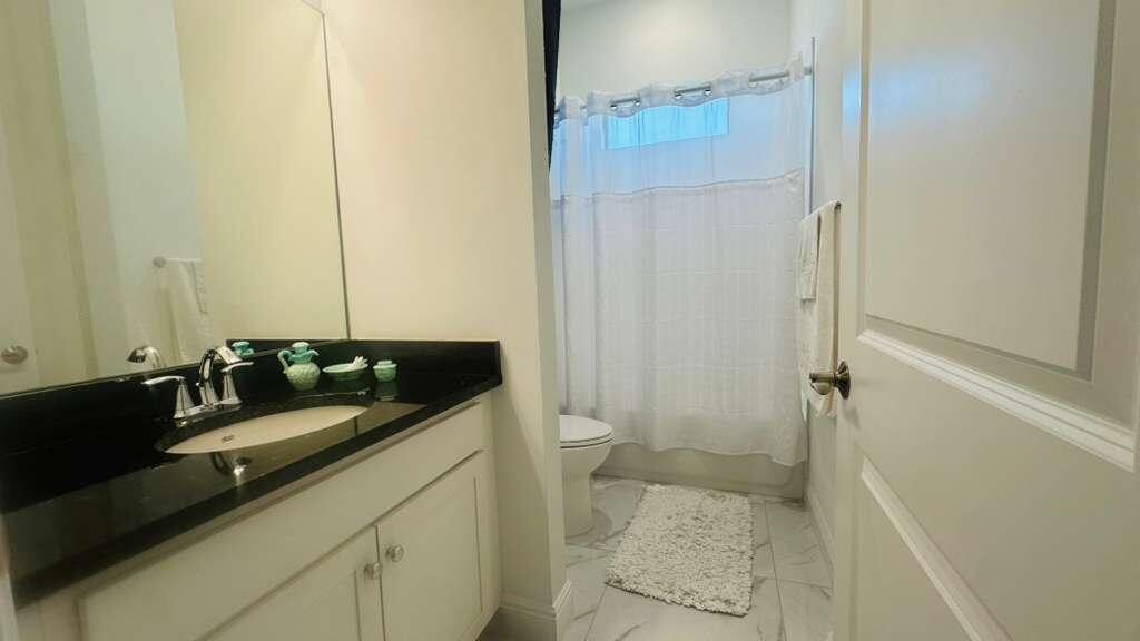 CRESSWIND PALM BEACH - Residential