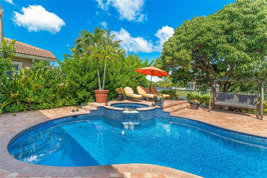 WYNDHAM LAKES WEST - Residential