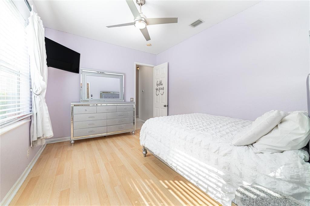 WYNDHAM LAKES WEST - Residential