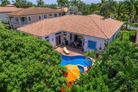 Tiny photo for 12307 NW 49th Street, Coral Springs, FL 33076 (MLS # B26013570)