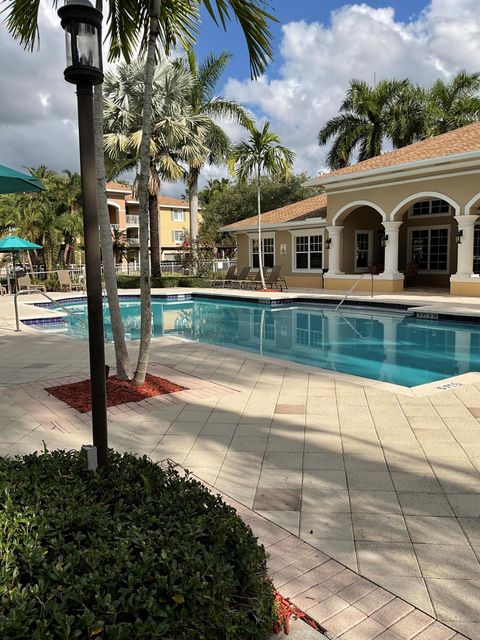 6370 Emerald Dunes Drive 103 West Palm Beach FL 33411