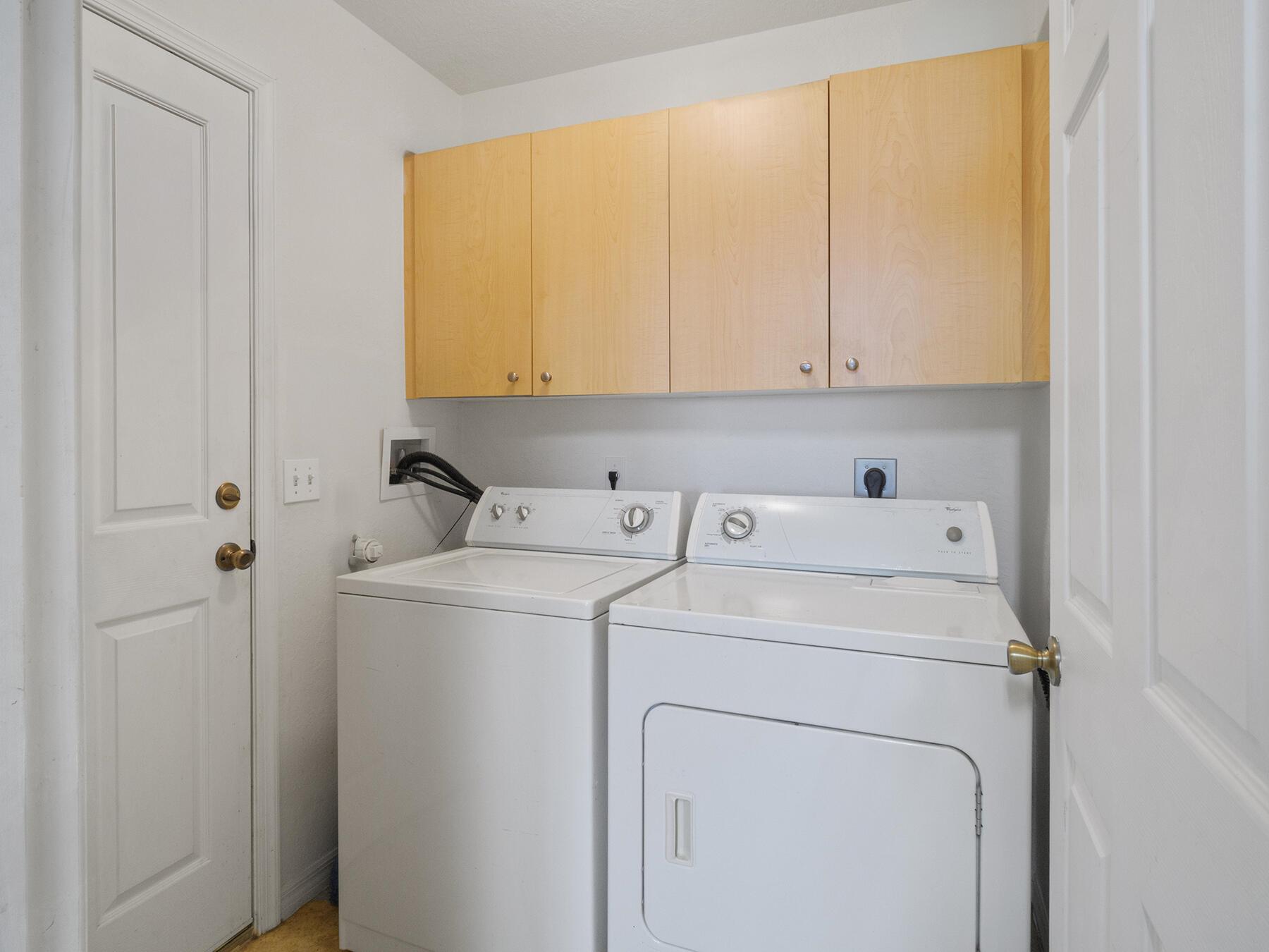 Spanish Lakes - Residential