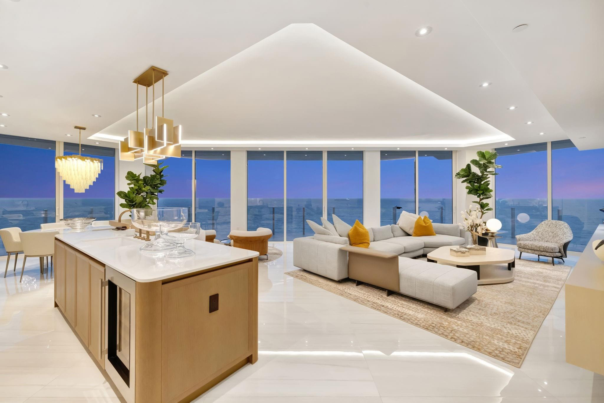 Four Seasons - Residential