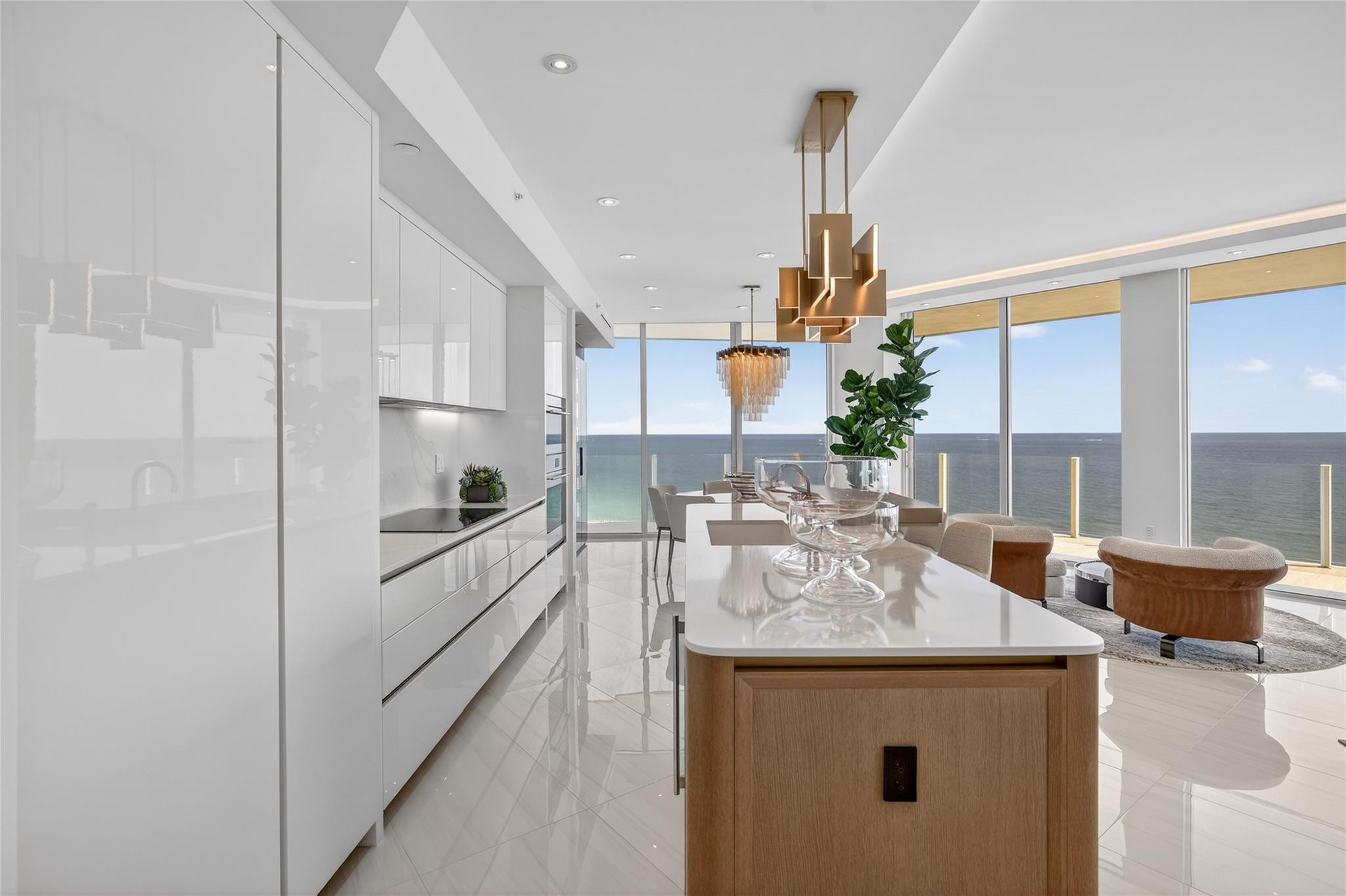 Four Seasons - Residential