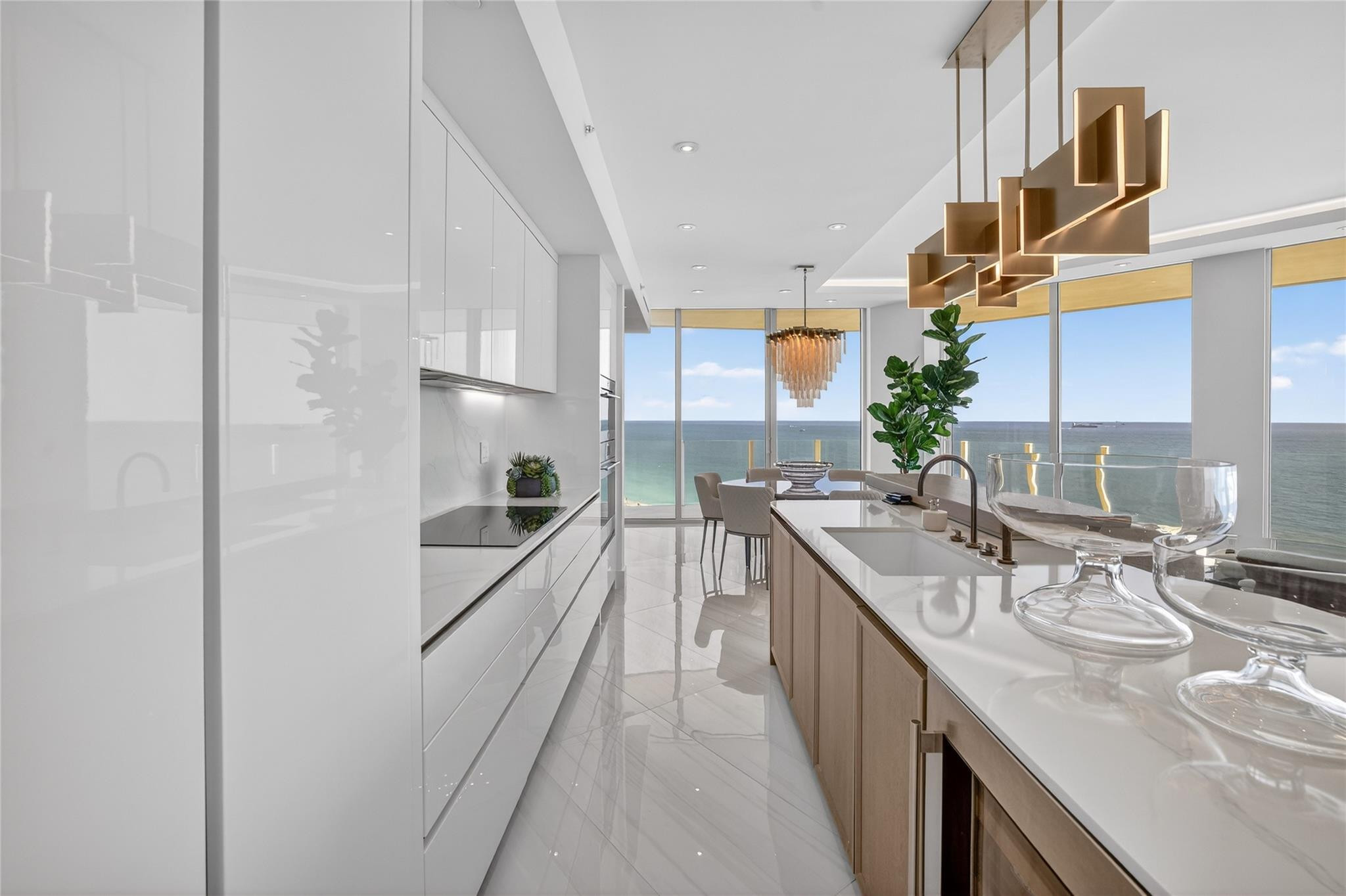 Four Seasons - Residential