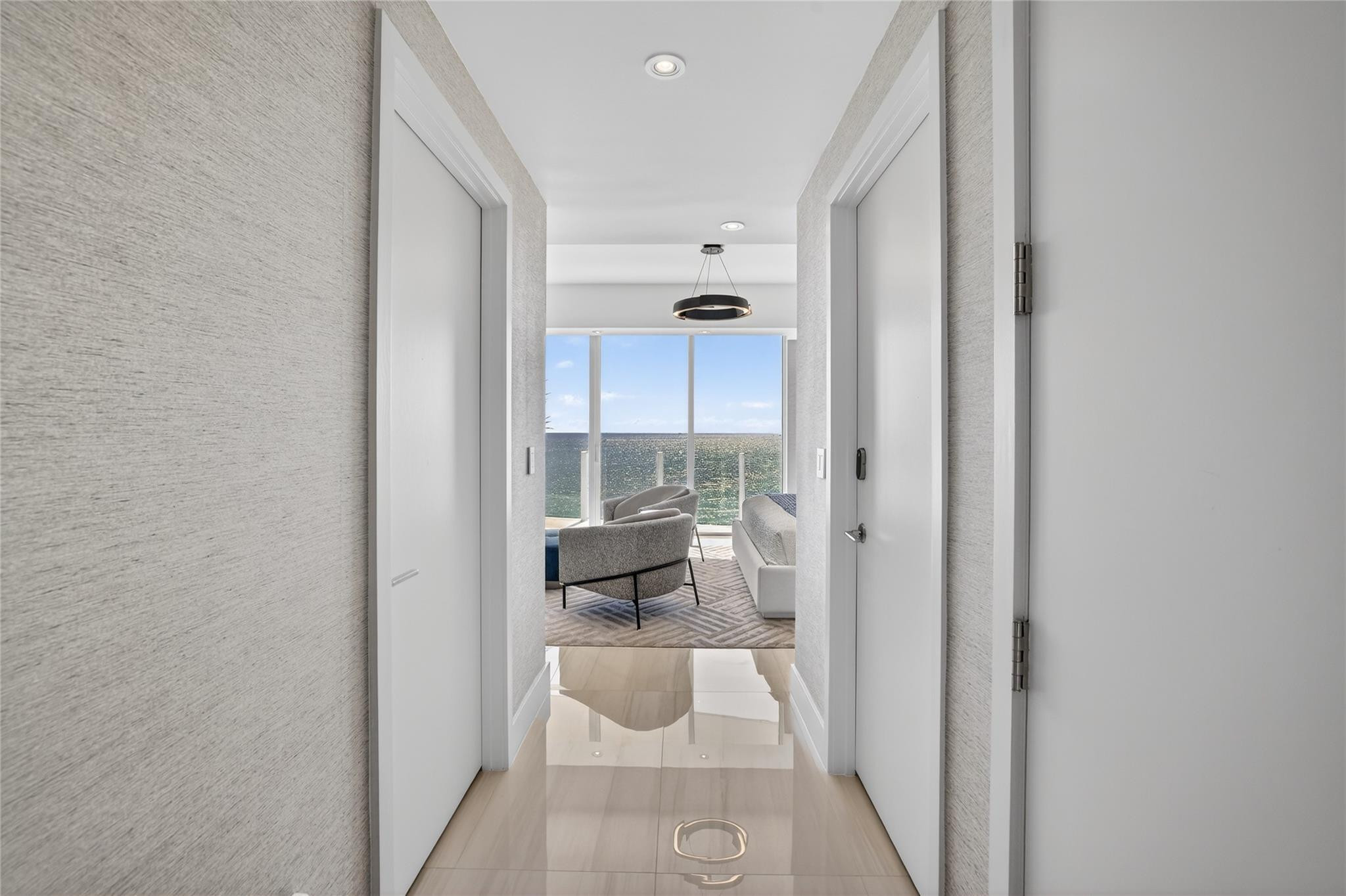 Four Seasons - Residential