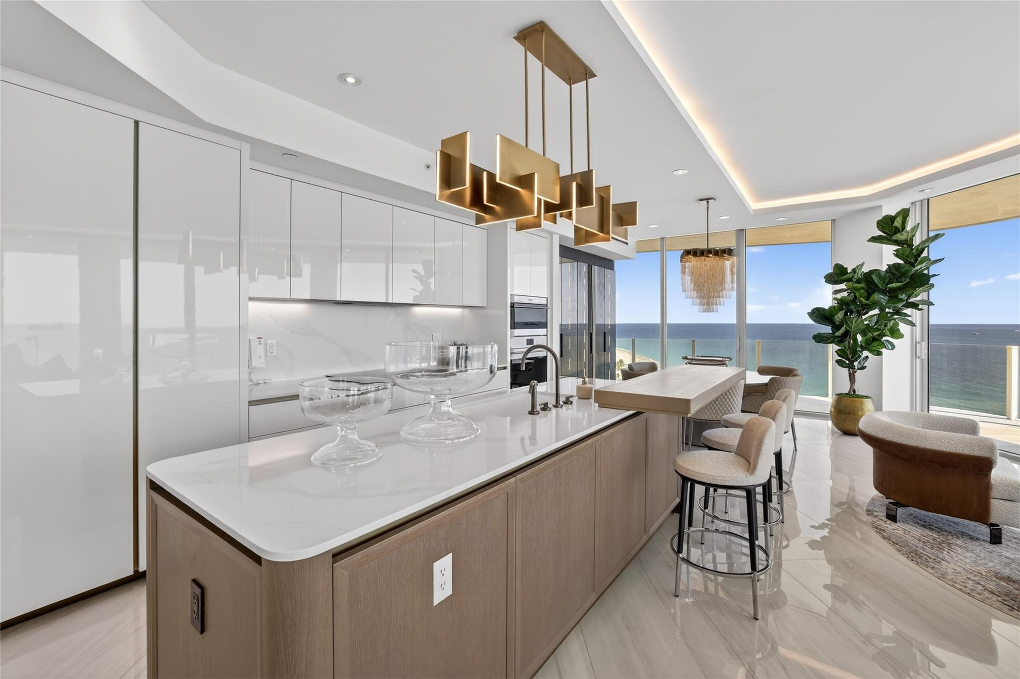 Four Seasons - Residential