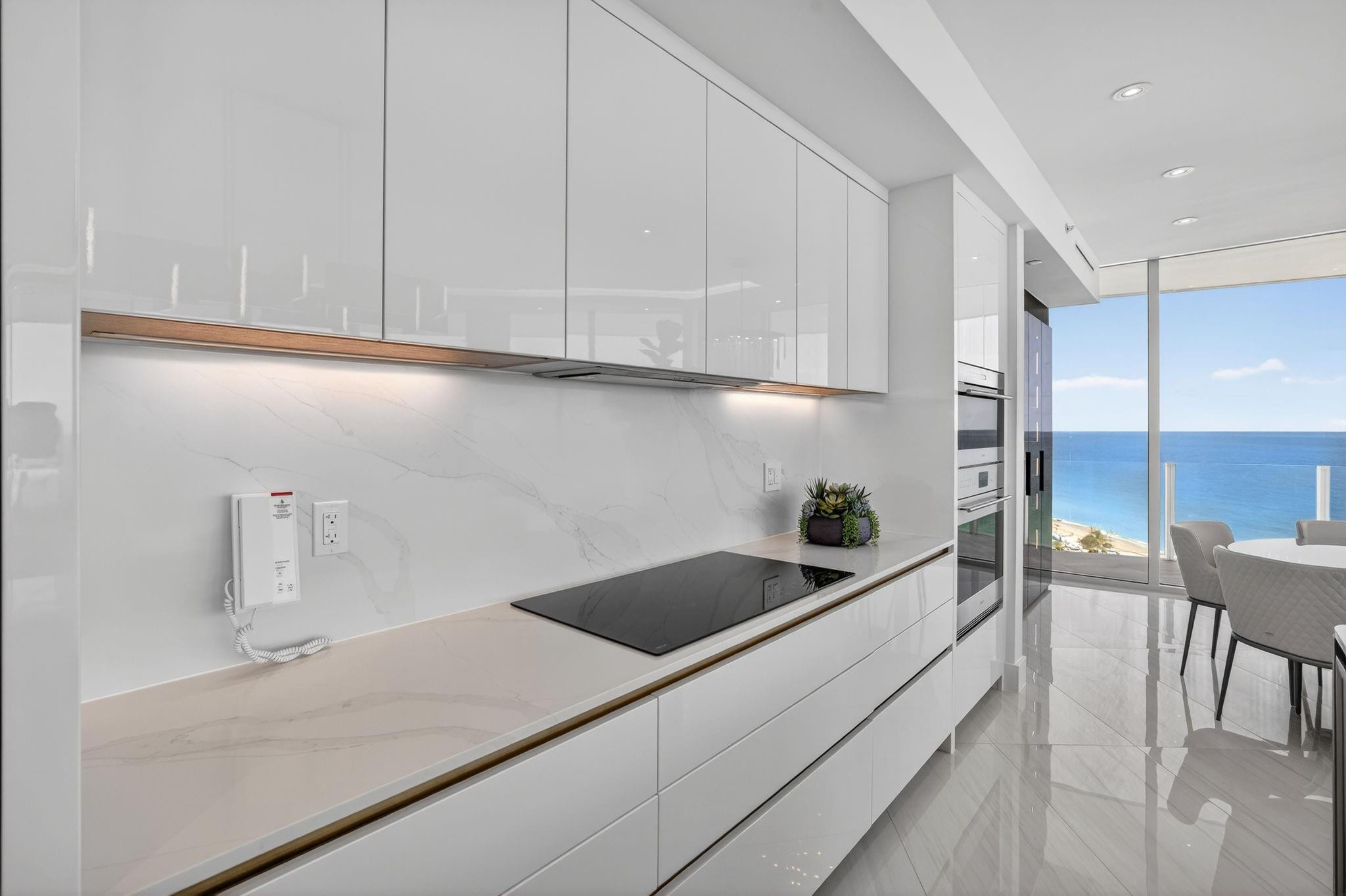 Four Seasons - Residential