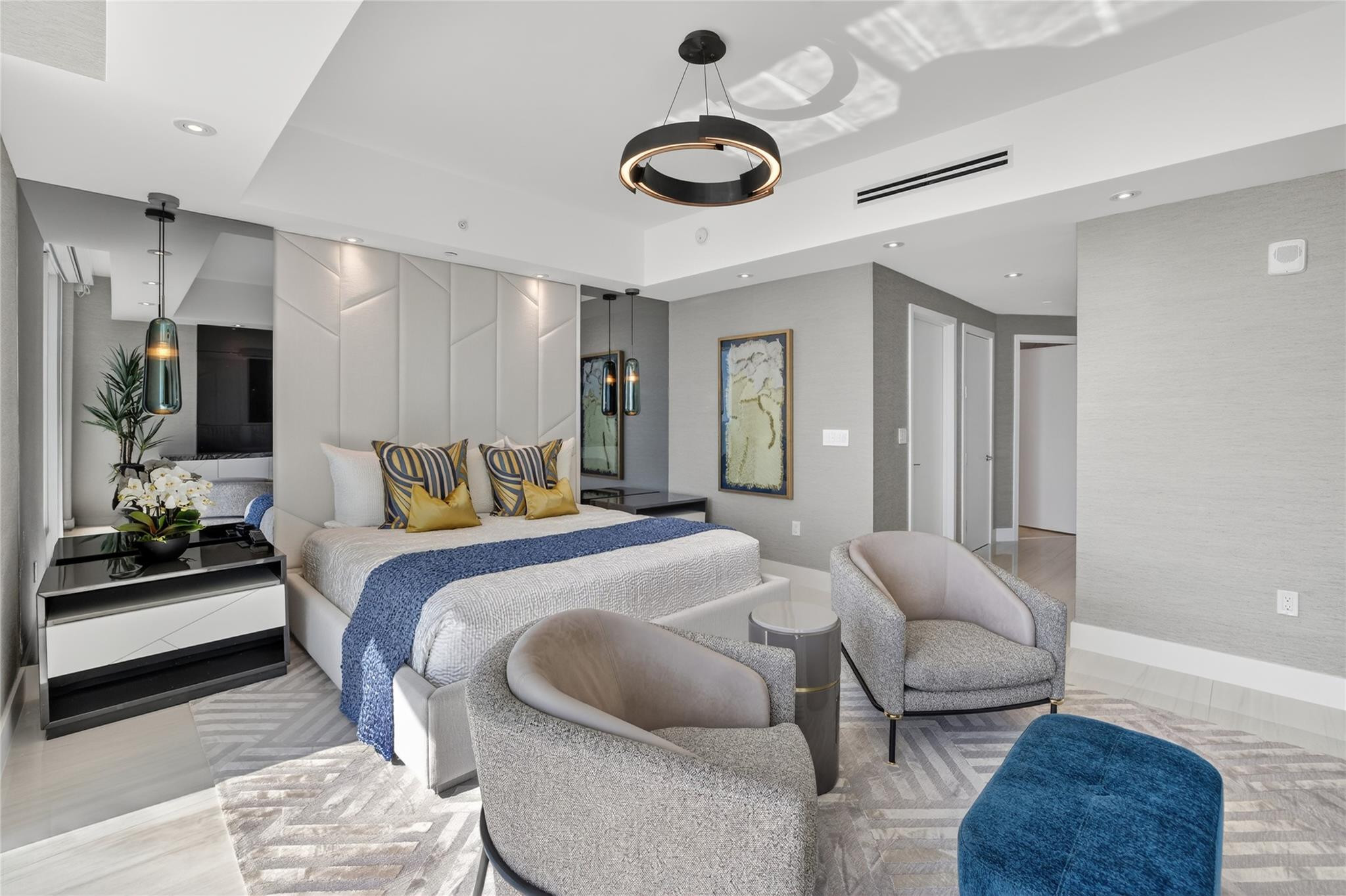 Four Seasons - Residential