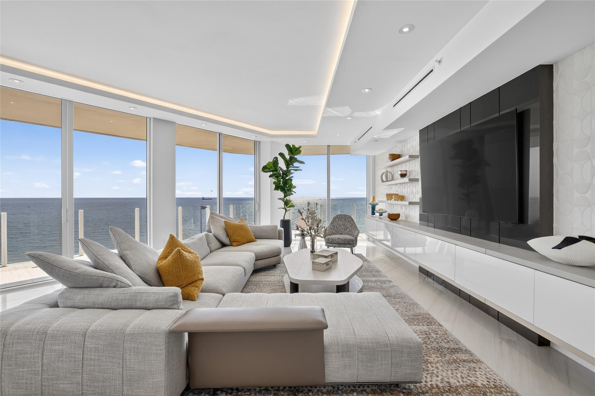 Four Seasons - Residential