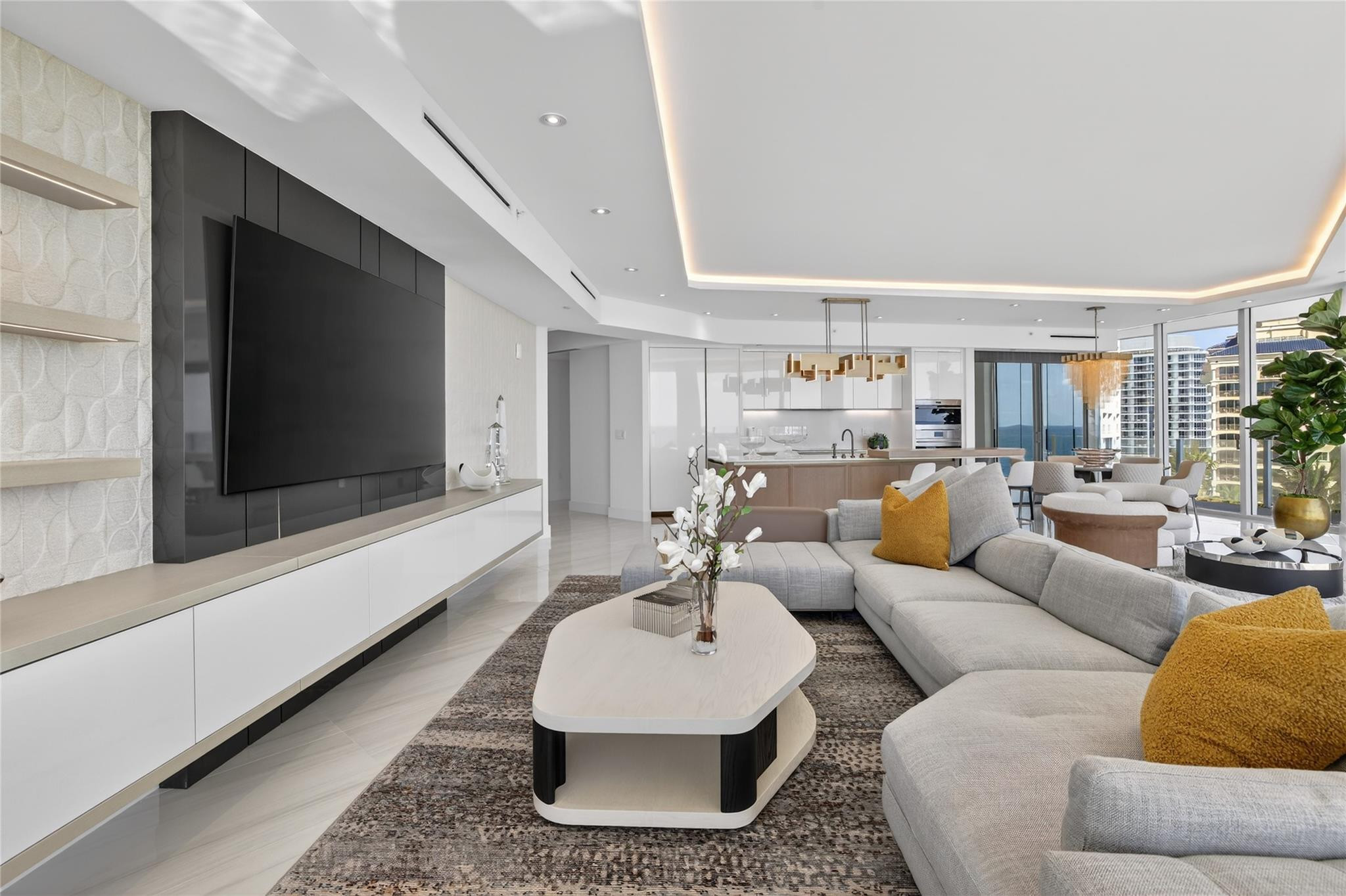 Four Seasons - Residential