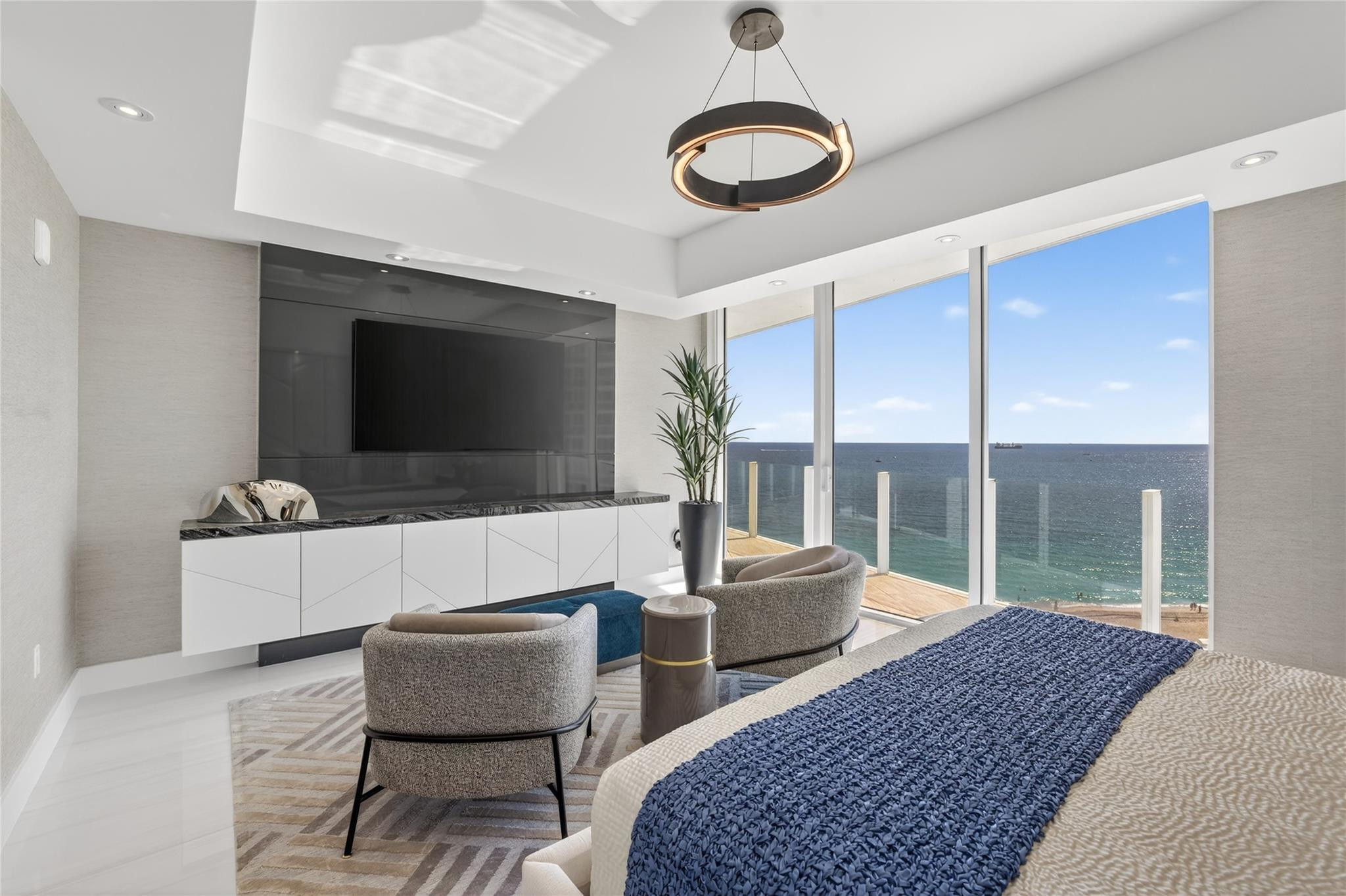 Four Seasons - Residential