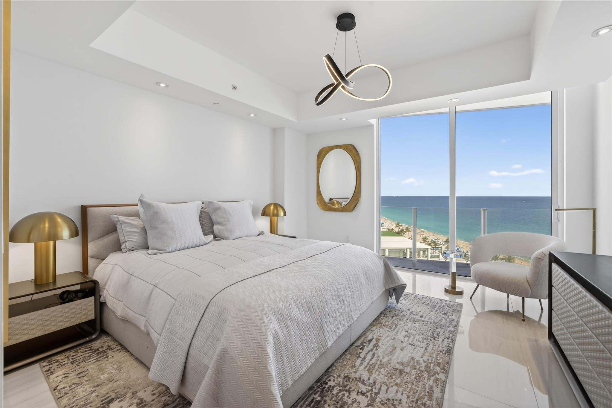 Four Seasons - Residential