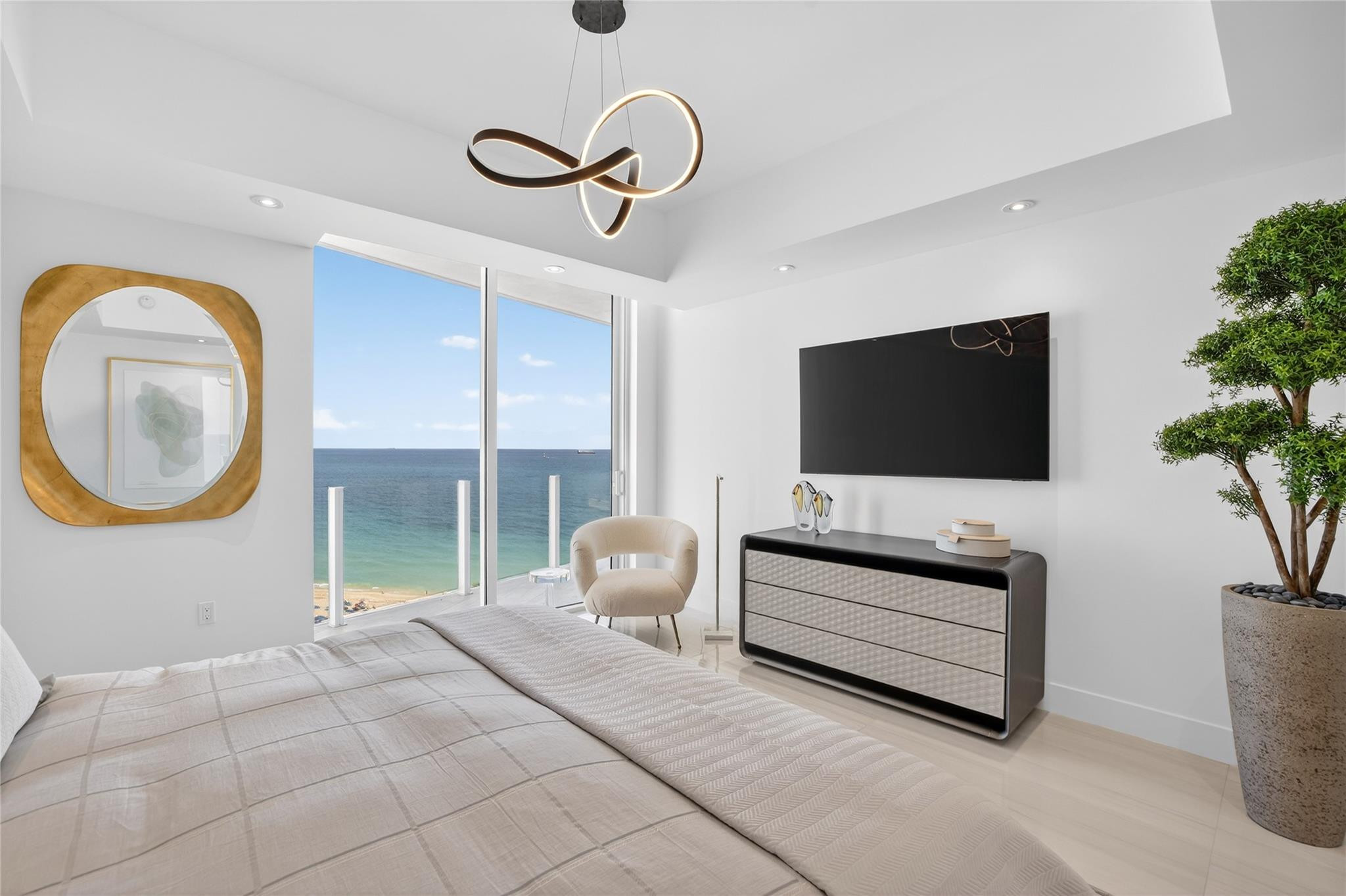 Four Seasons - Residential