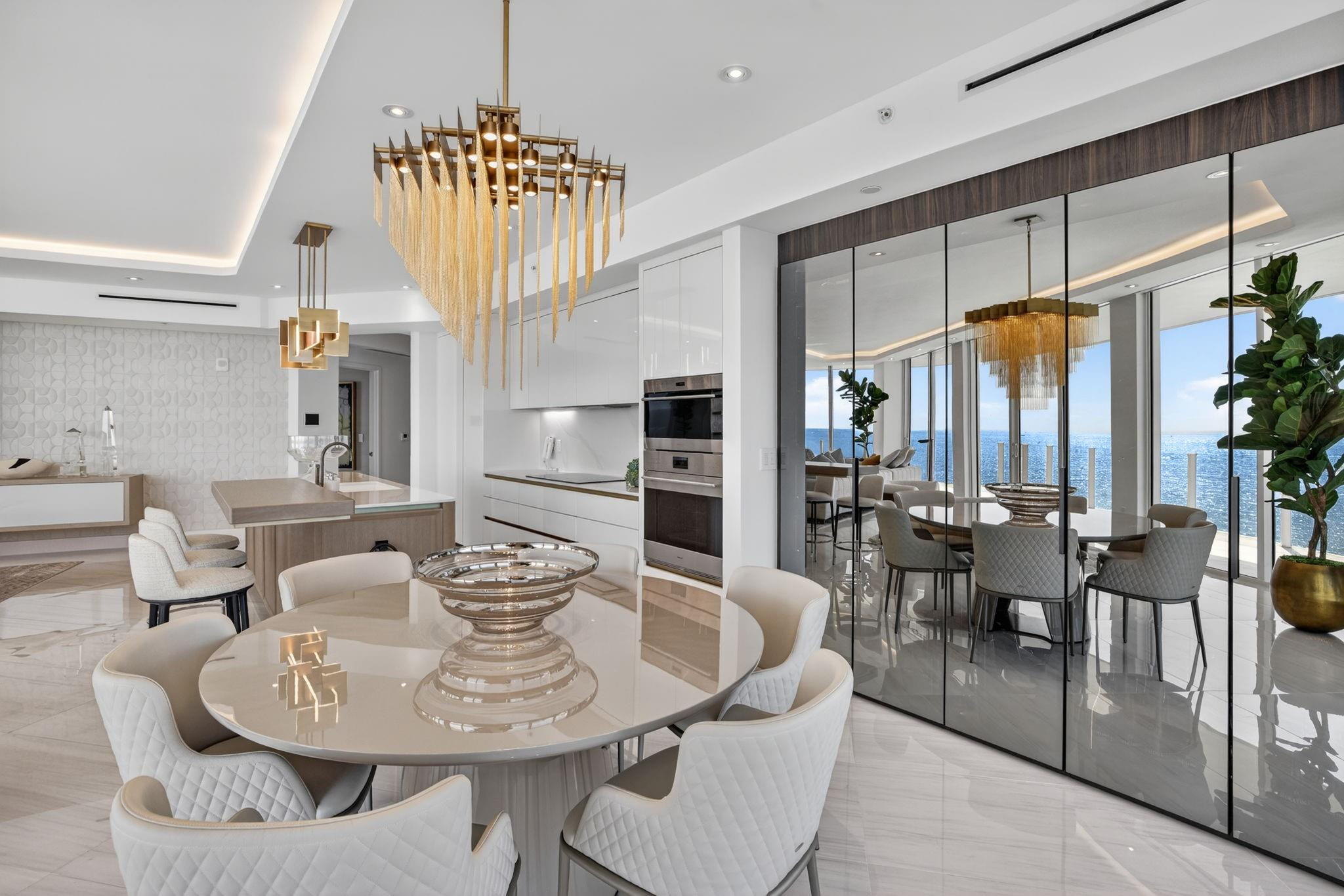 Four Seasons - Residential