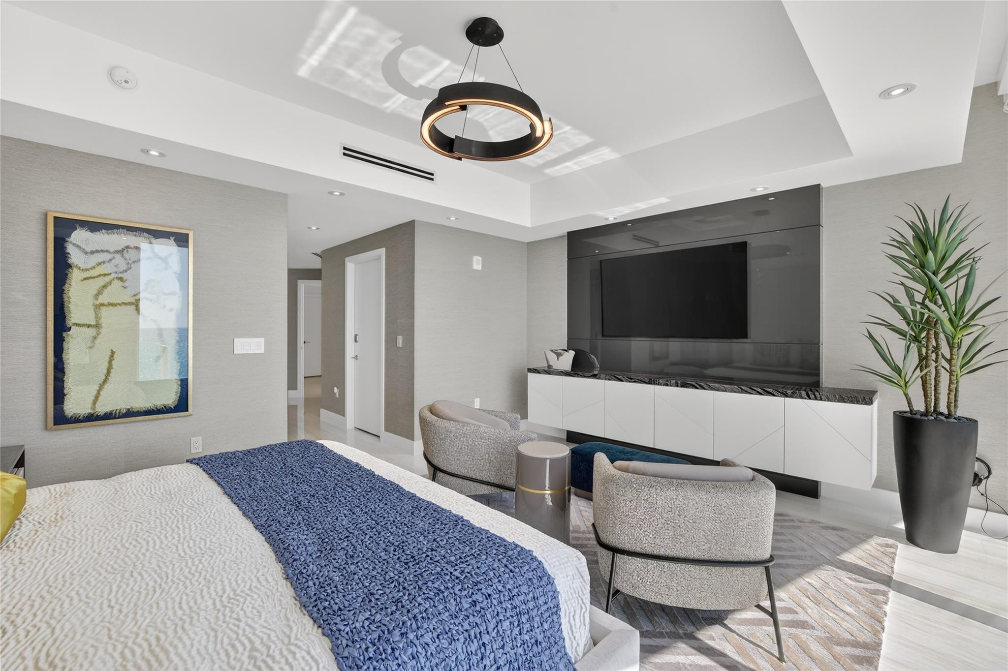 Four Seasons - Residential