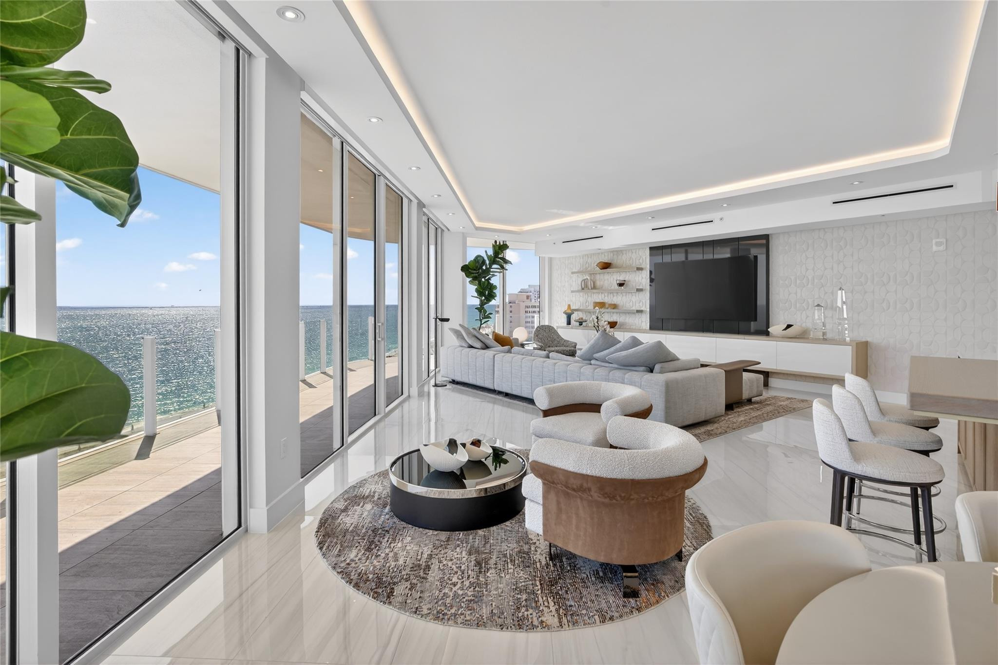 Four Seasons - Residential