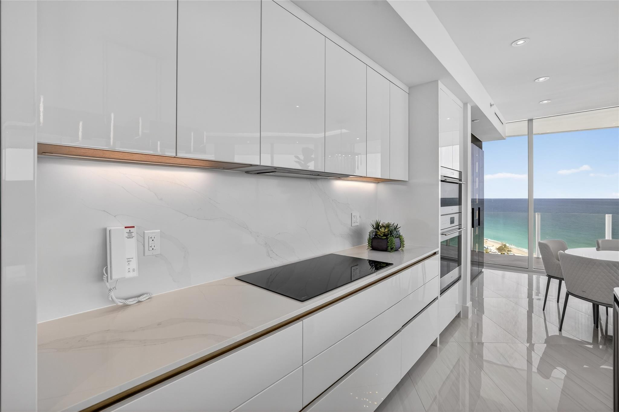 Four Seasons - Residential