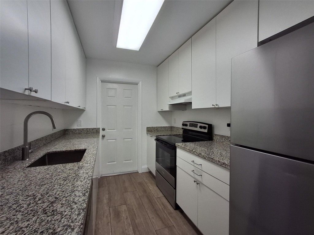 Photo of 1532 NE 34th Street #2, Oakland Park, FL 33334 (MLS # F10521567)