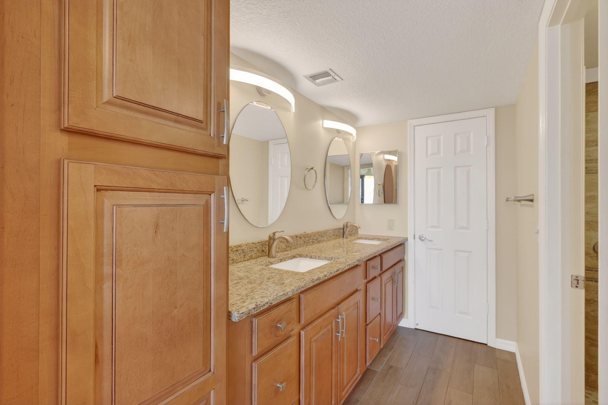 BRYN MAWR OCEAN TOWERS, A CONDOMINIUM - Residential