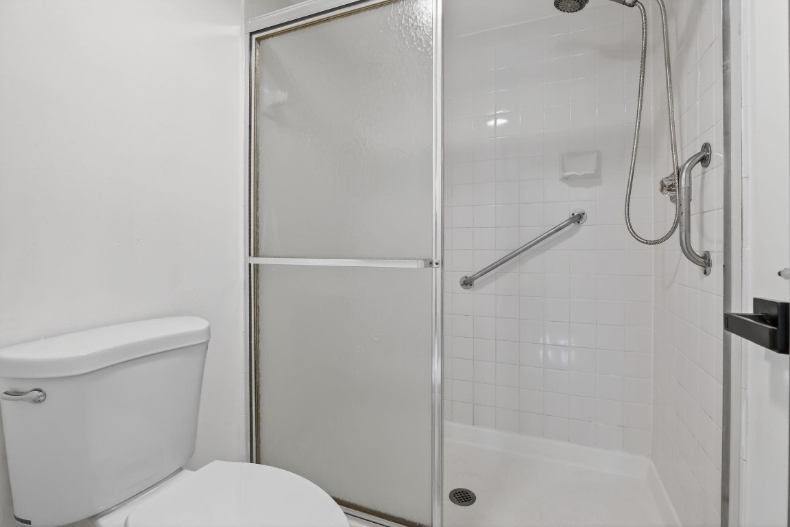 SUNRISE LAKES - Residential