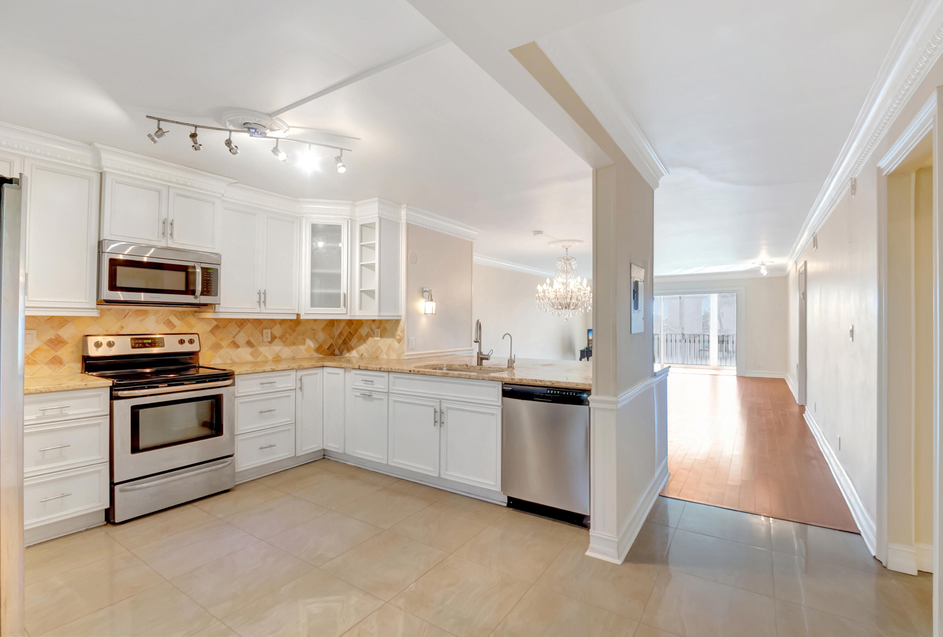 2871 N Ocean C205 Boulevard C205