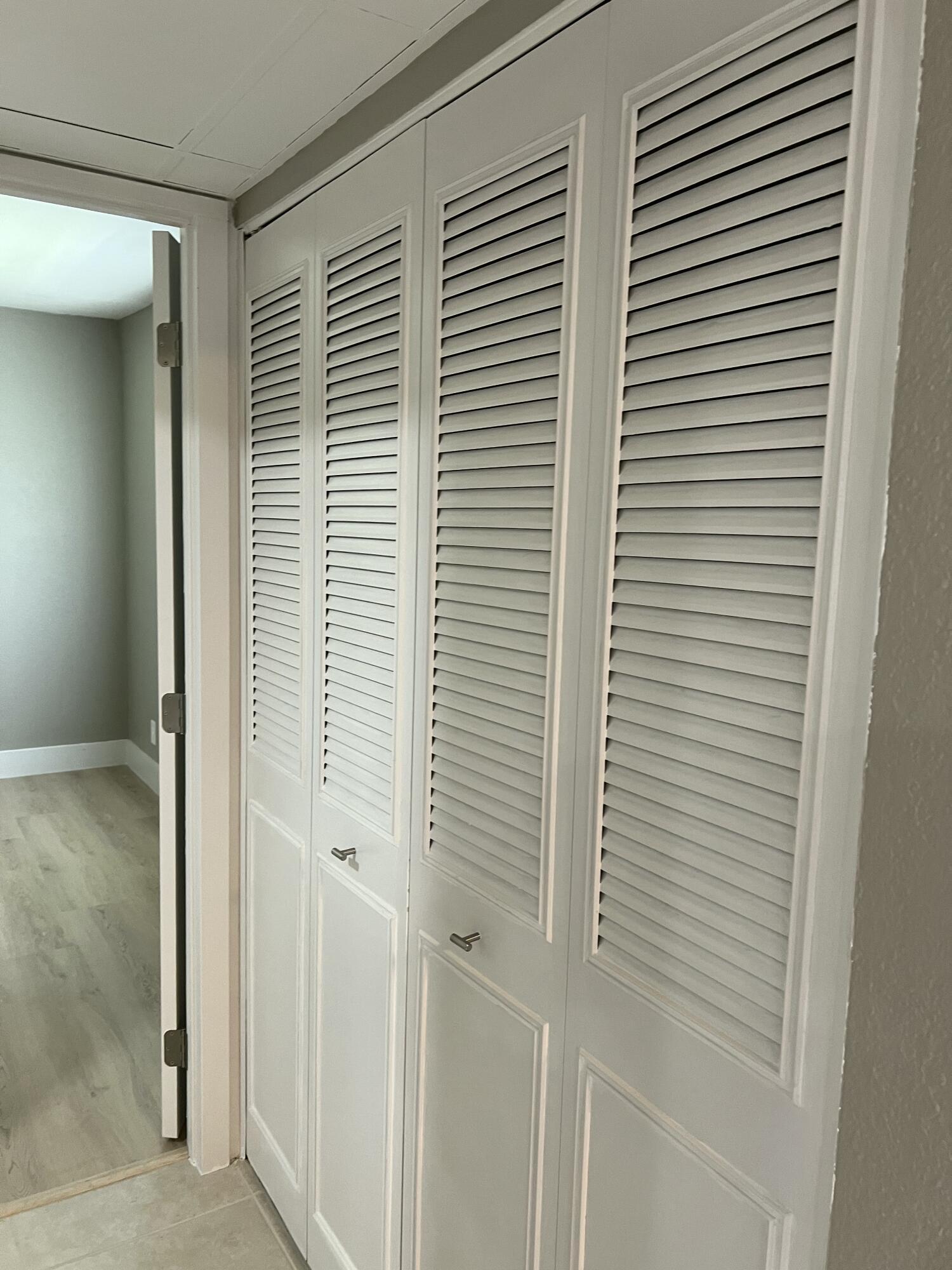 KINGS POINT FLANDERS CONDOS - Residential Lease