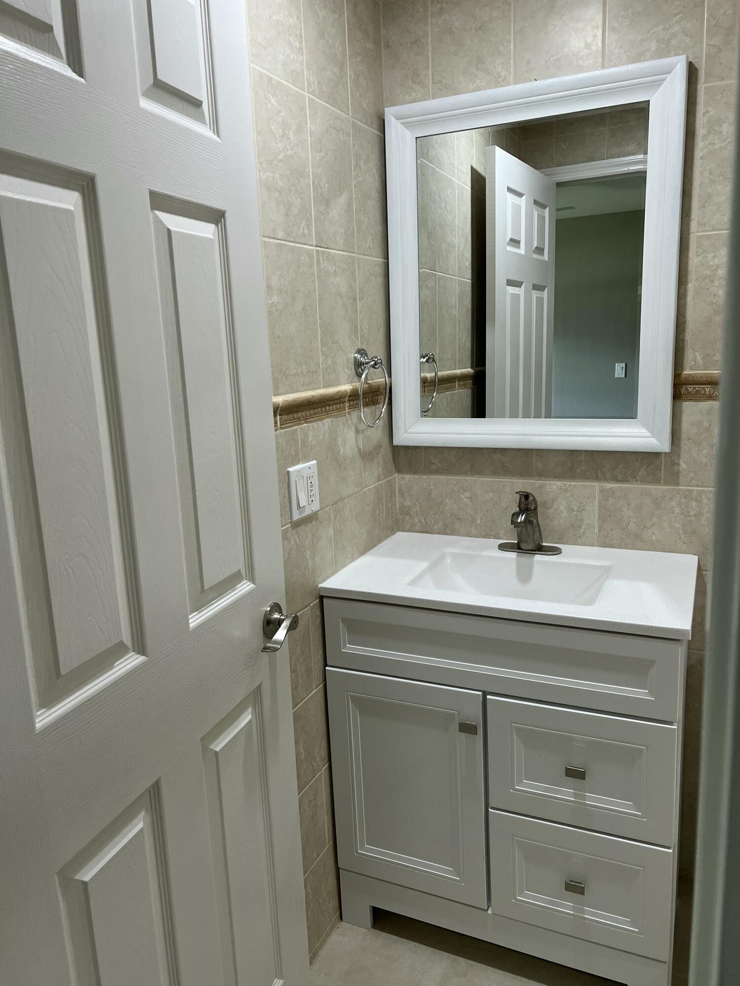 KINGS POINT FLANDERS CONDOS - Residential Lease