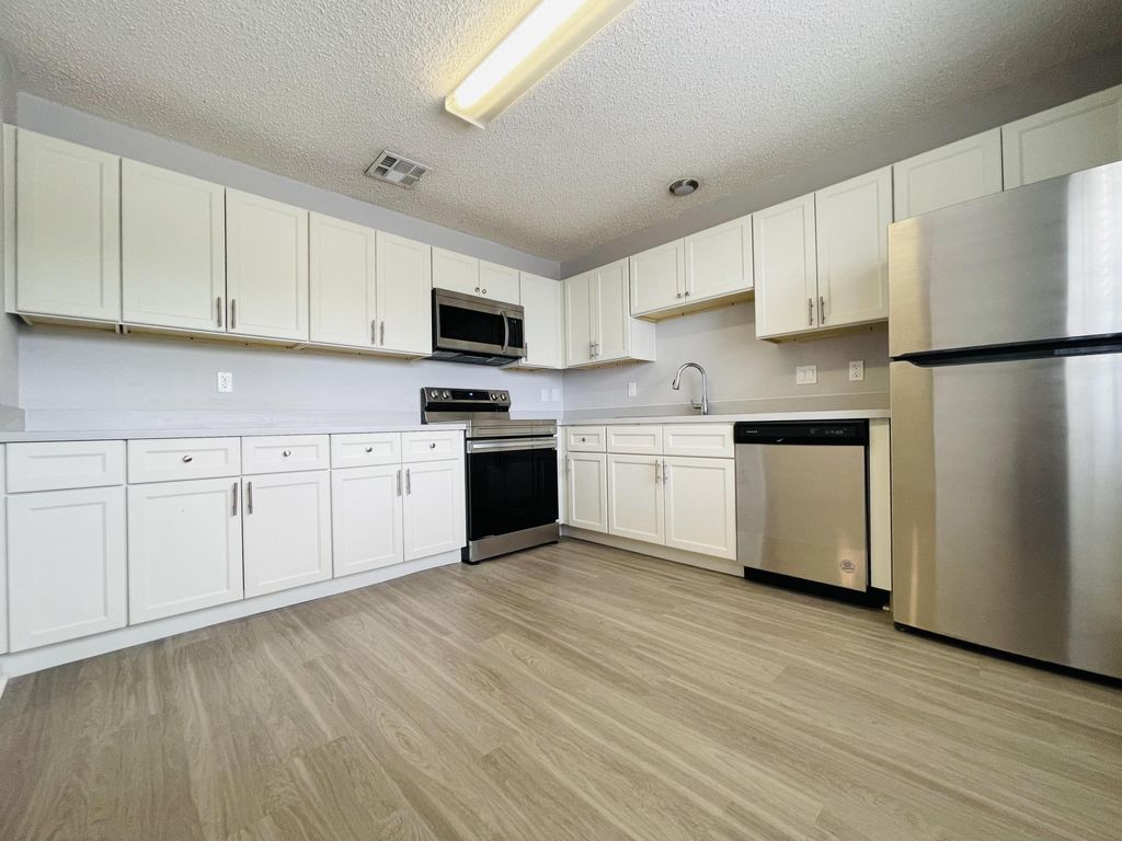 Photo of 3813 Park Lane Villas Road, West Palm Beach, FL 33403 (MLS # B26013648)