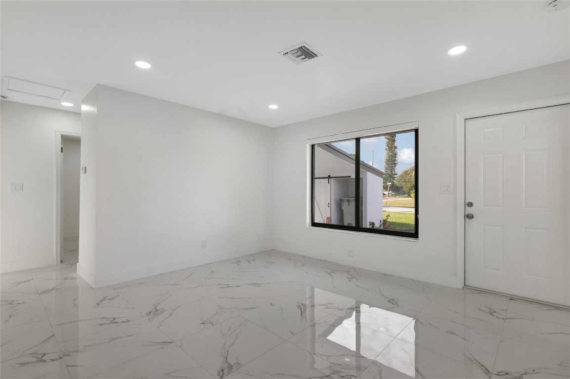 Southgate Second Add 53-6 - Residential