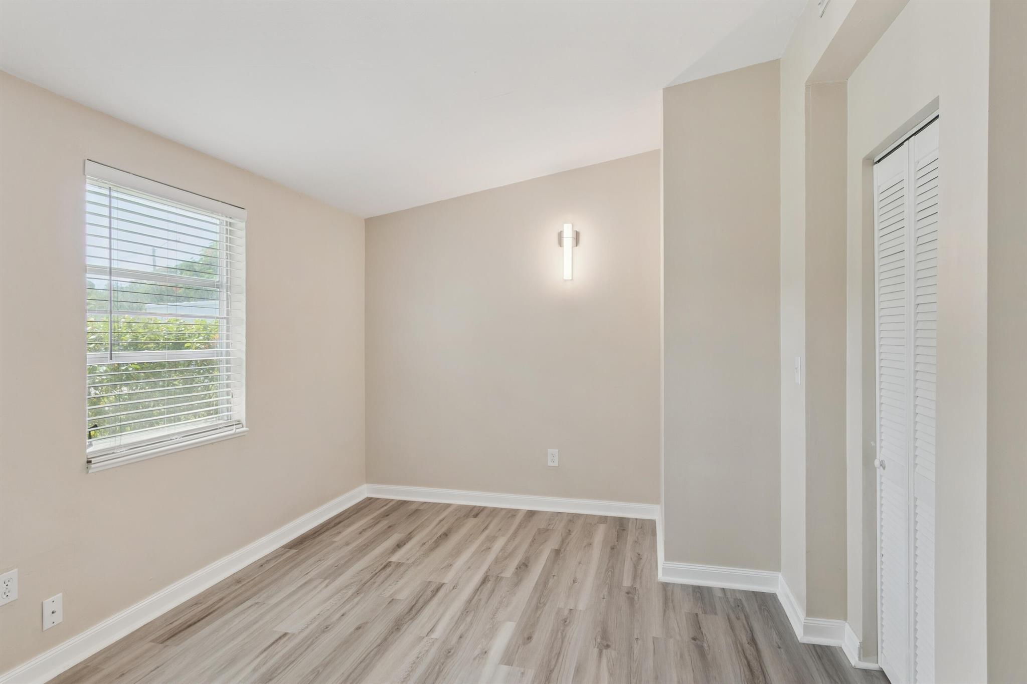 RIVER PARK UNIT 2 - Residential