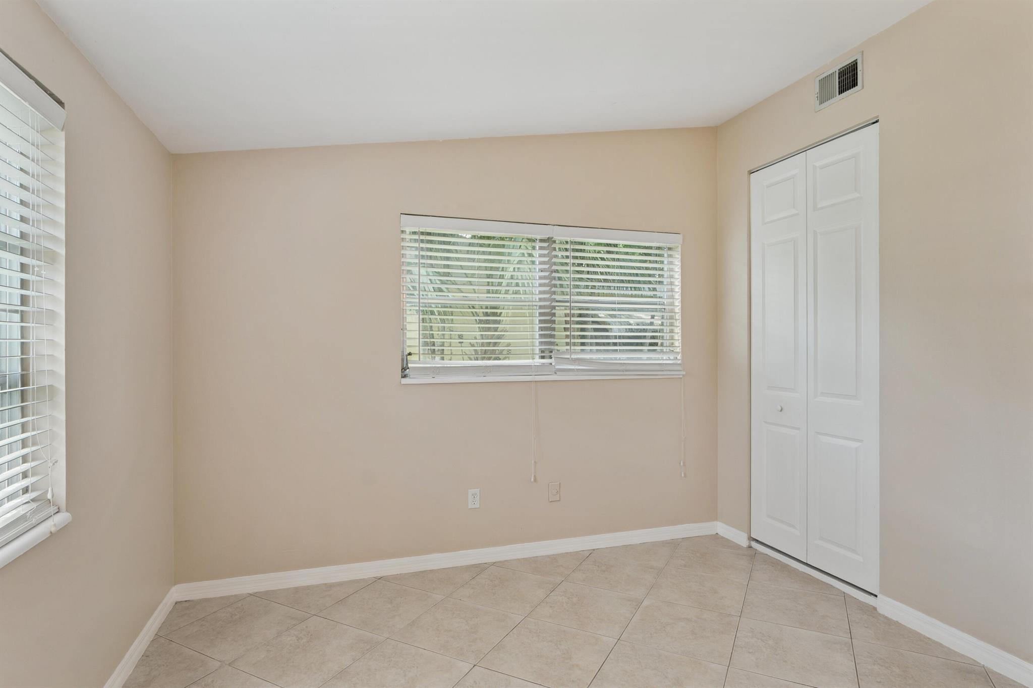 RIVER PARK UNIT 2 - Residential