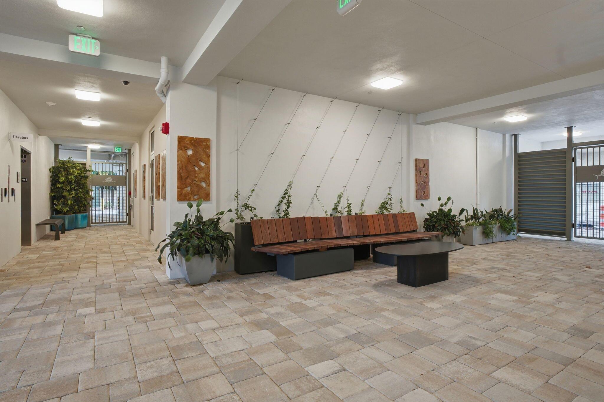 SAILFISH COVE CONDOMINIUM - Residential