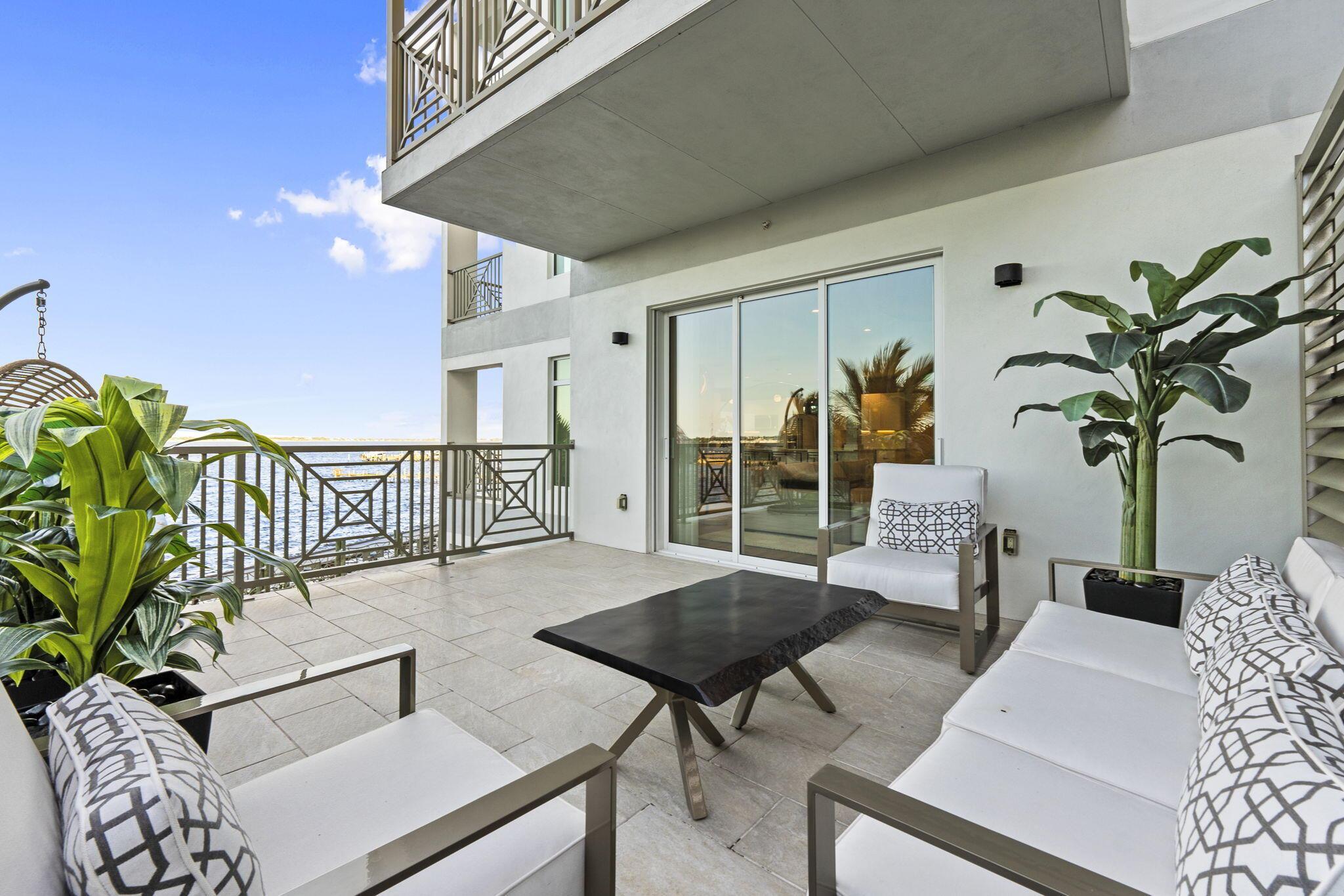 SAILFISH COVE CONDOMINIUM - Residential