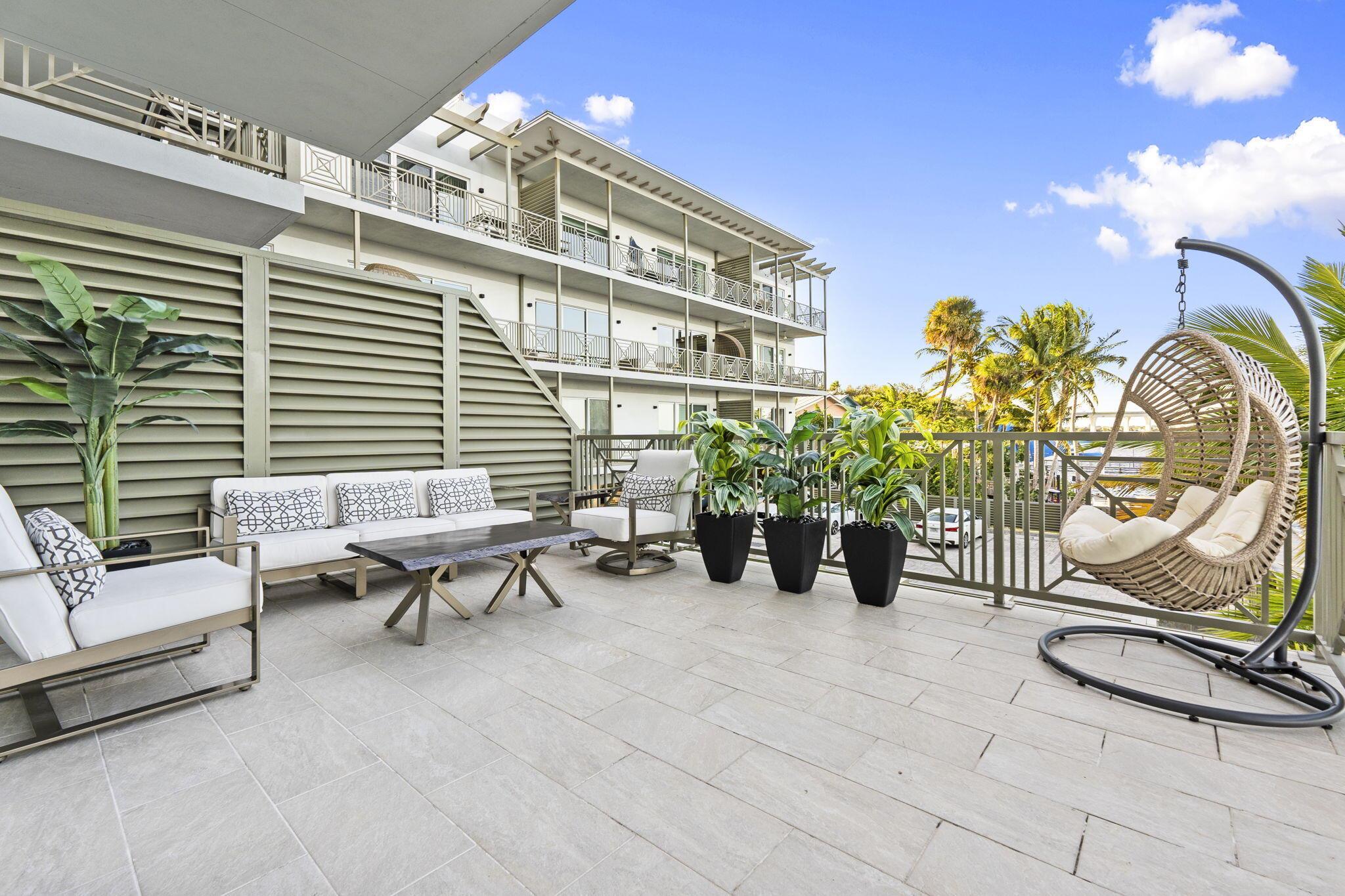 SAILFISH COVE CONDOMINIUM - Residential