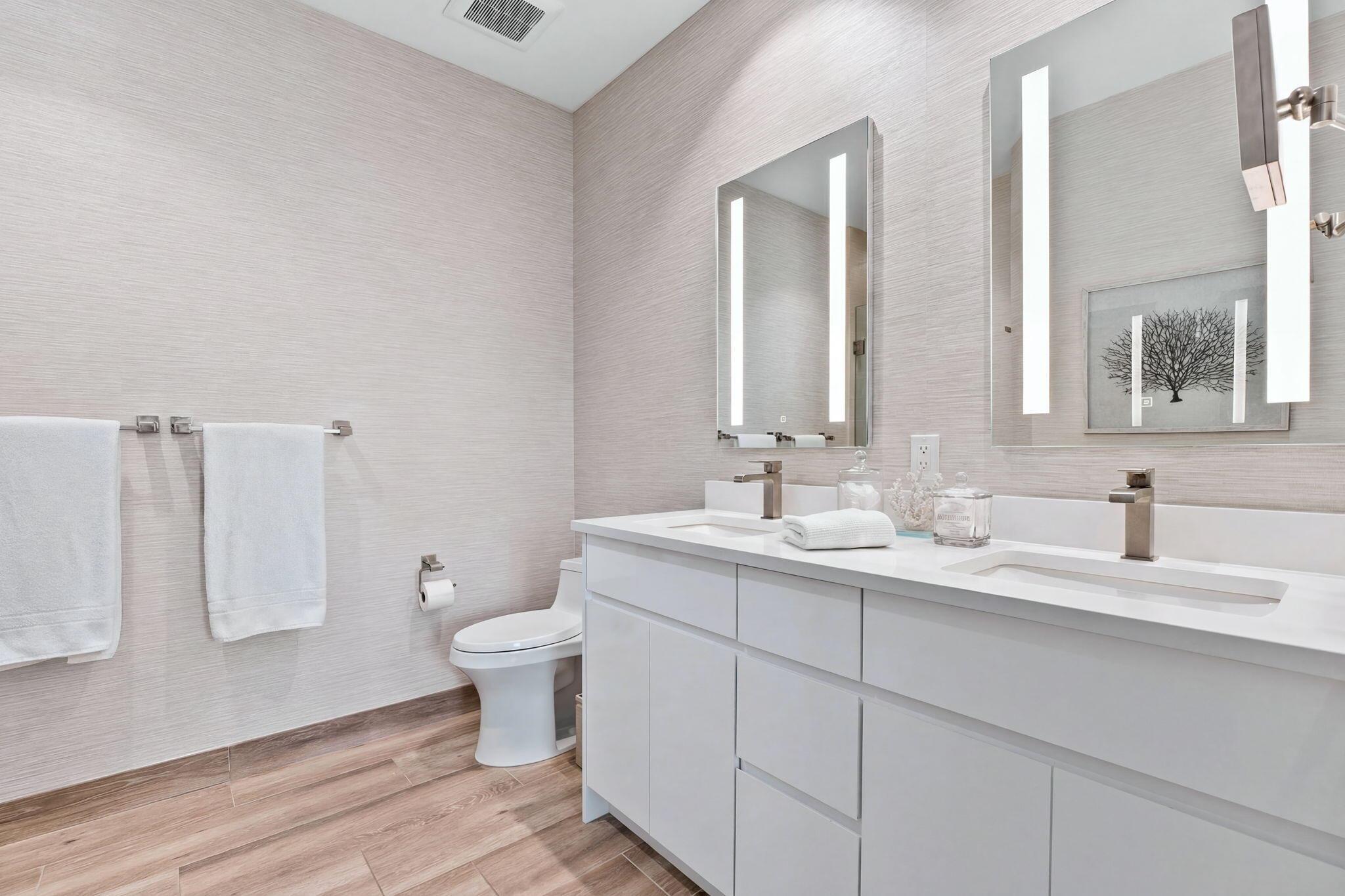 SAILFISH COVE CONDOMINIUM - Residential