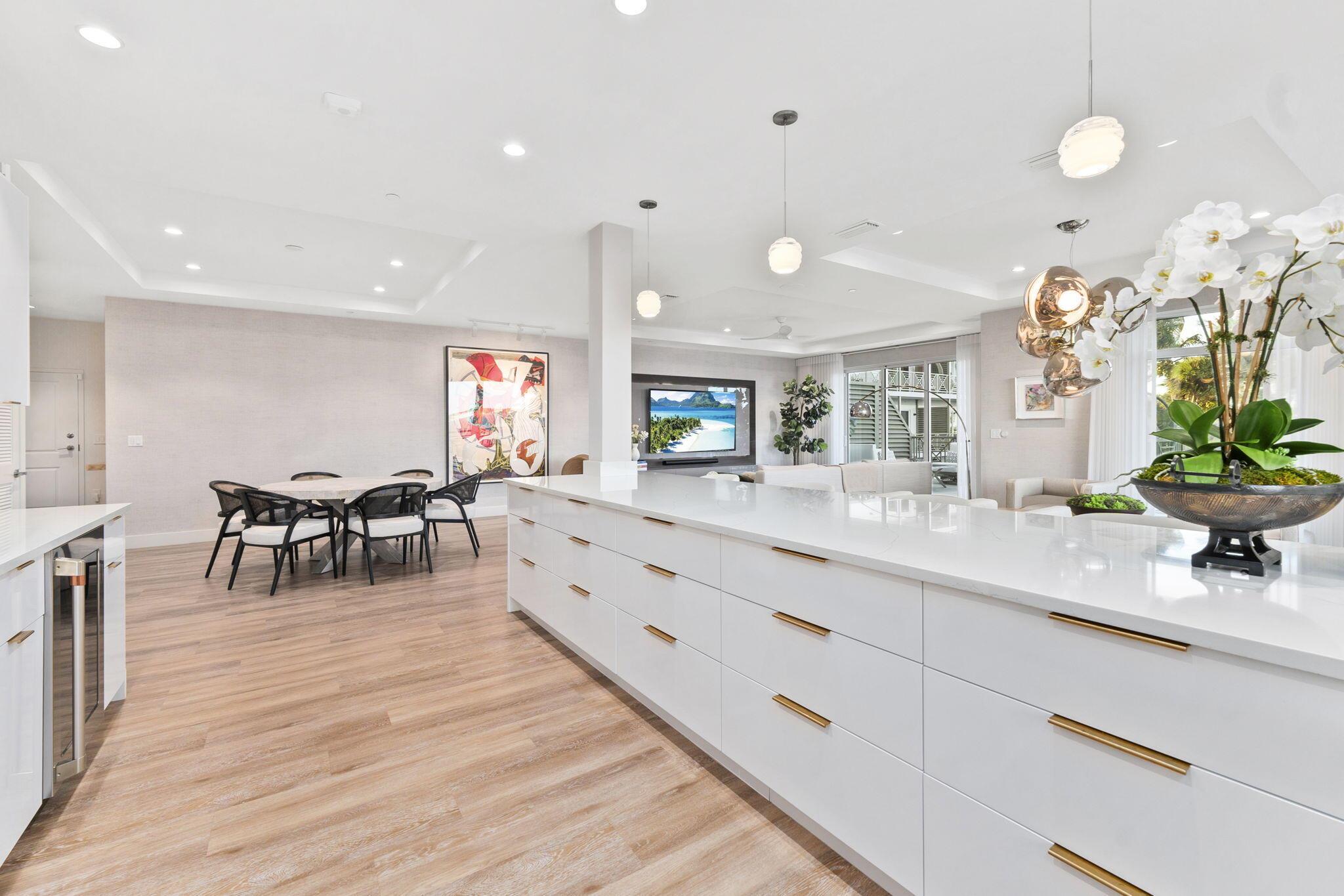 SAILFISH COVE CONDOMINIUM - Residential