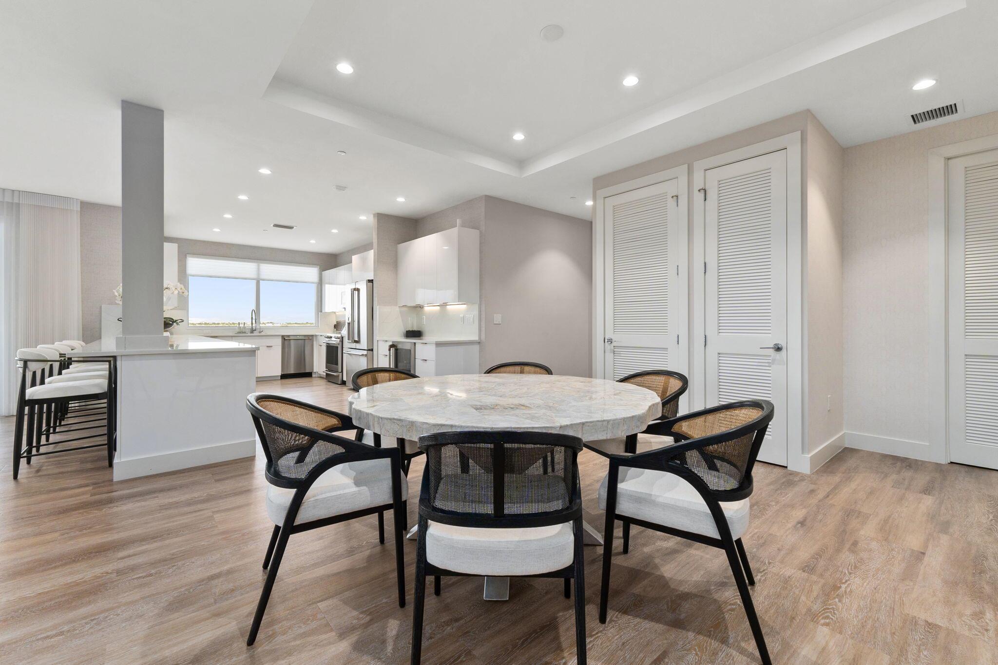 SAILFISH COVE CONDOMINIUM - Residential