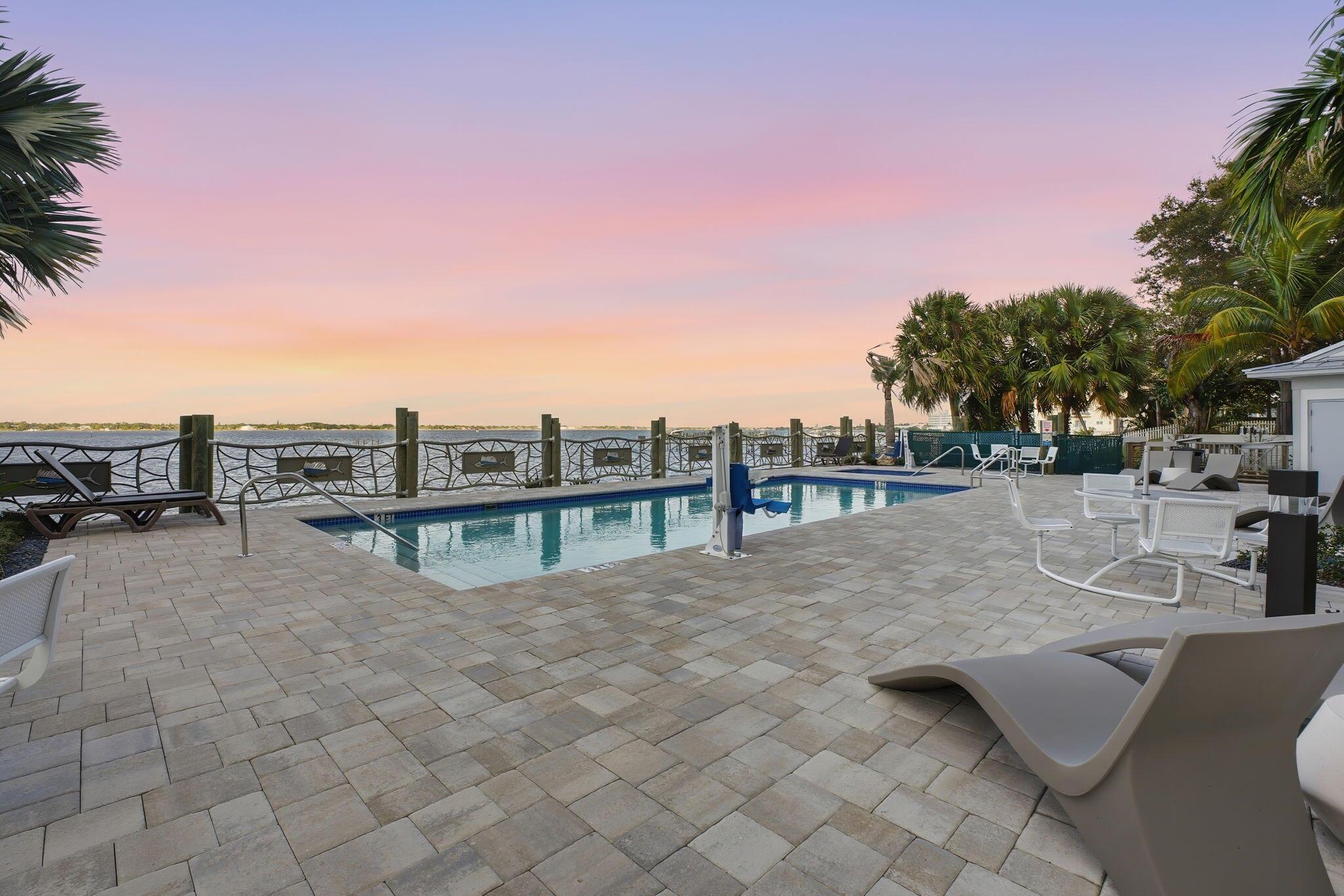 SAILFISH COVE CONDOMINIUM - Residential