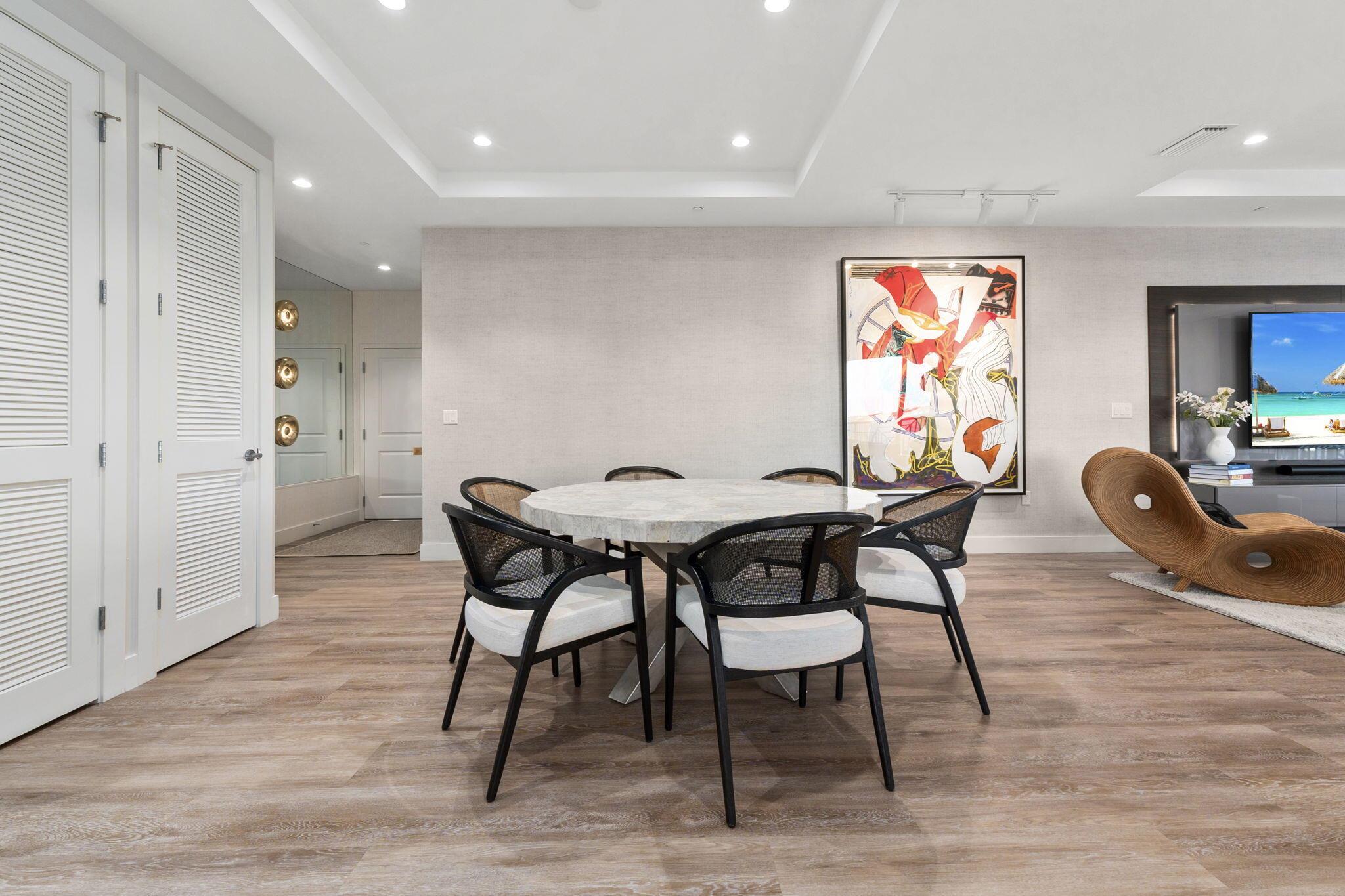 SAILFISH COVE CONDOMINIUM - Residential