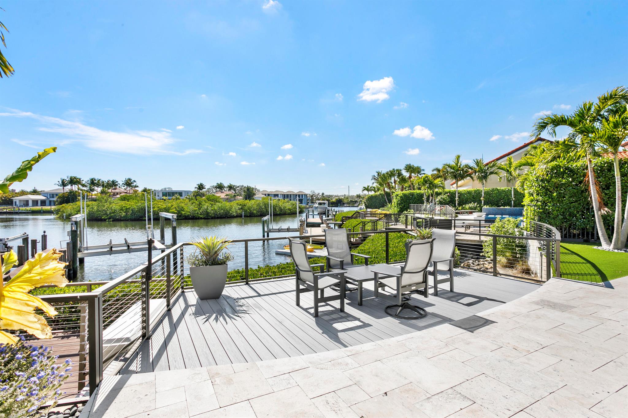 ADMIRALS COVE - Residential