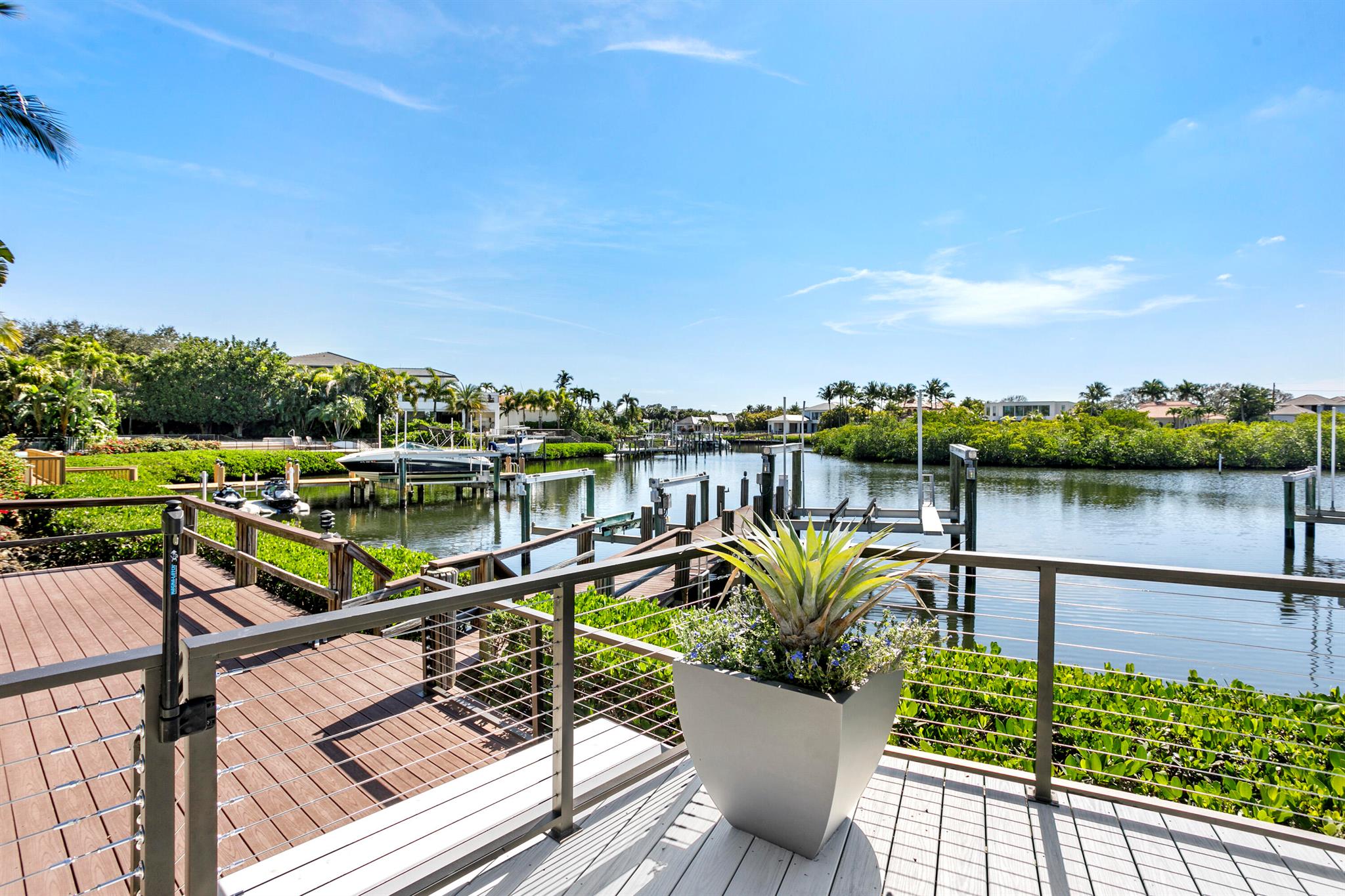 ADMIRALS COVE - Residential